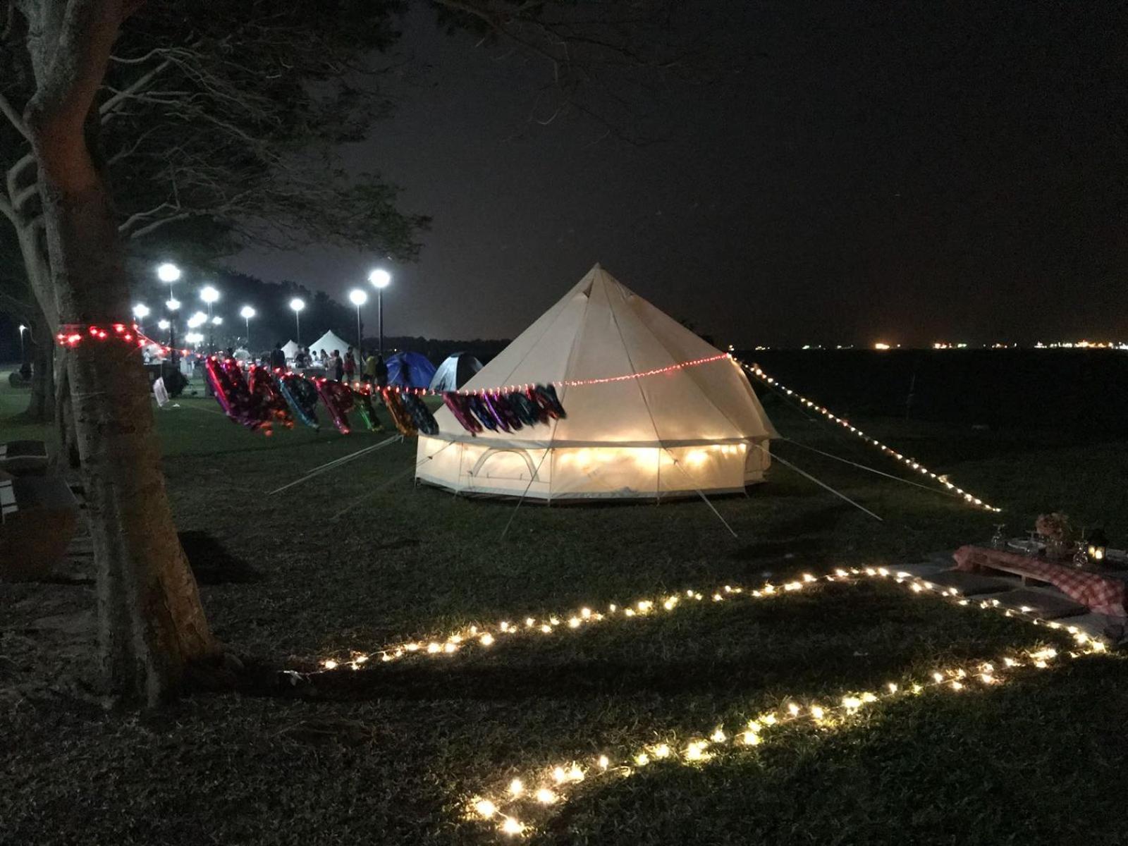 Glamping Kaki - Large Bell Tent
