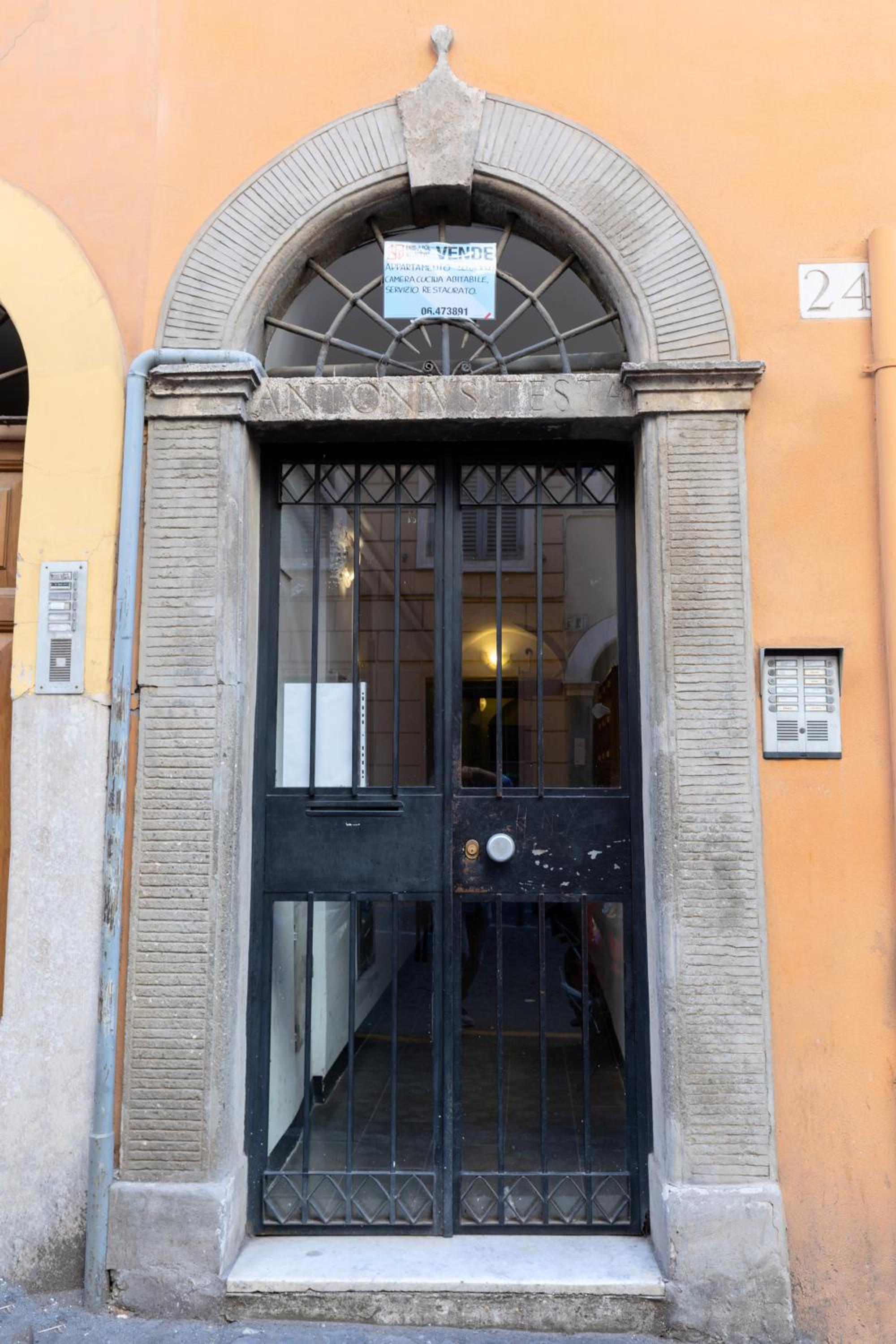 Rome As You Feel - Monti Apartment