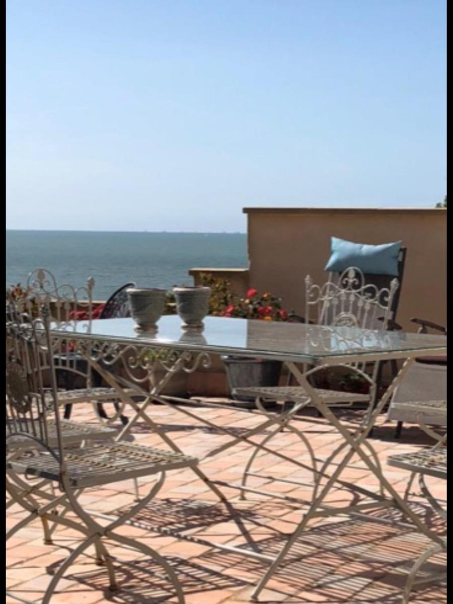 Appartement terrasse face mer view 2