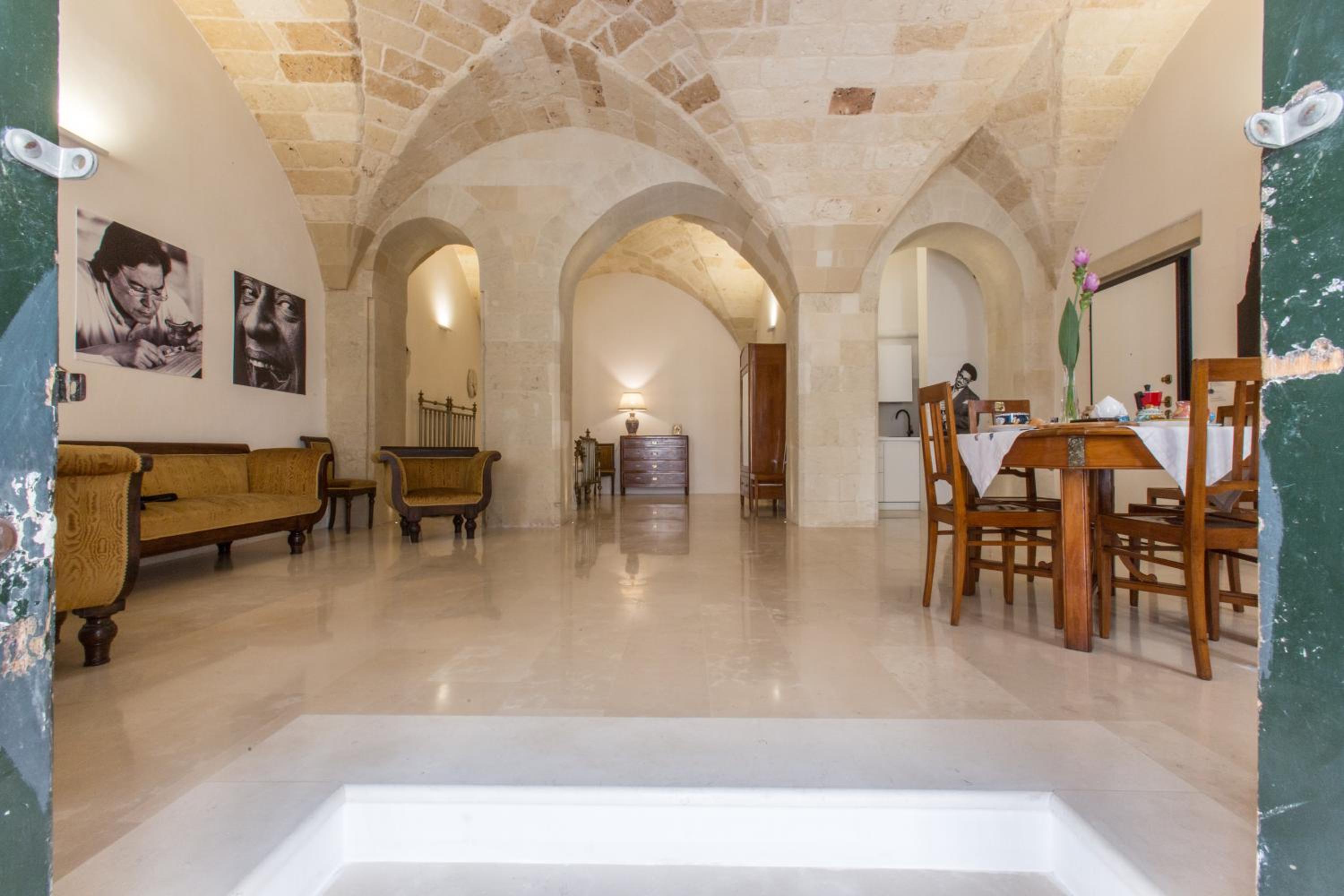 Basseo33 Suite view 3