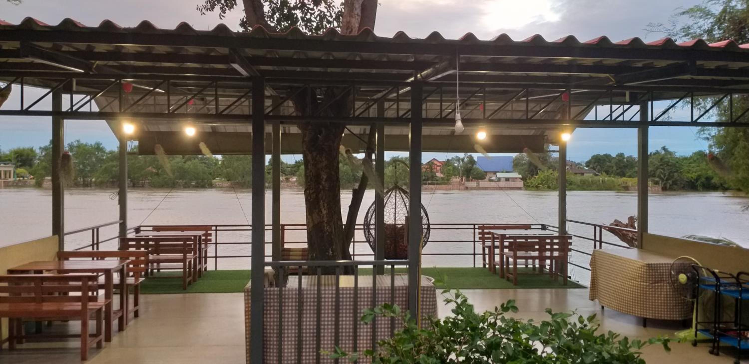 Photo 43