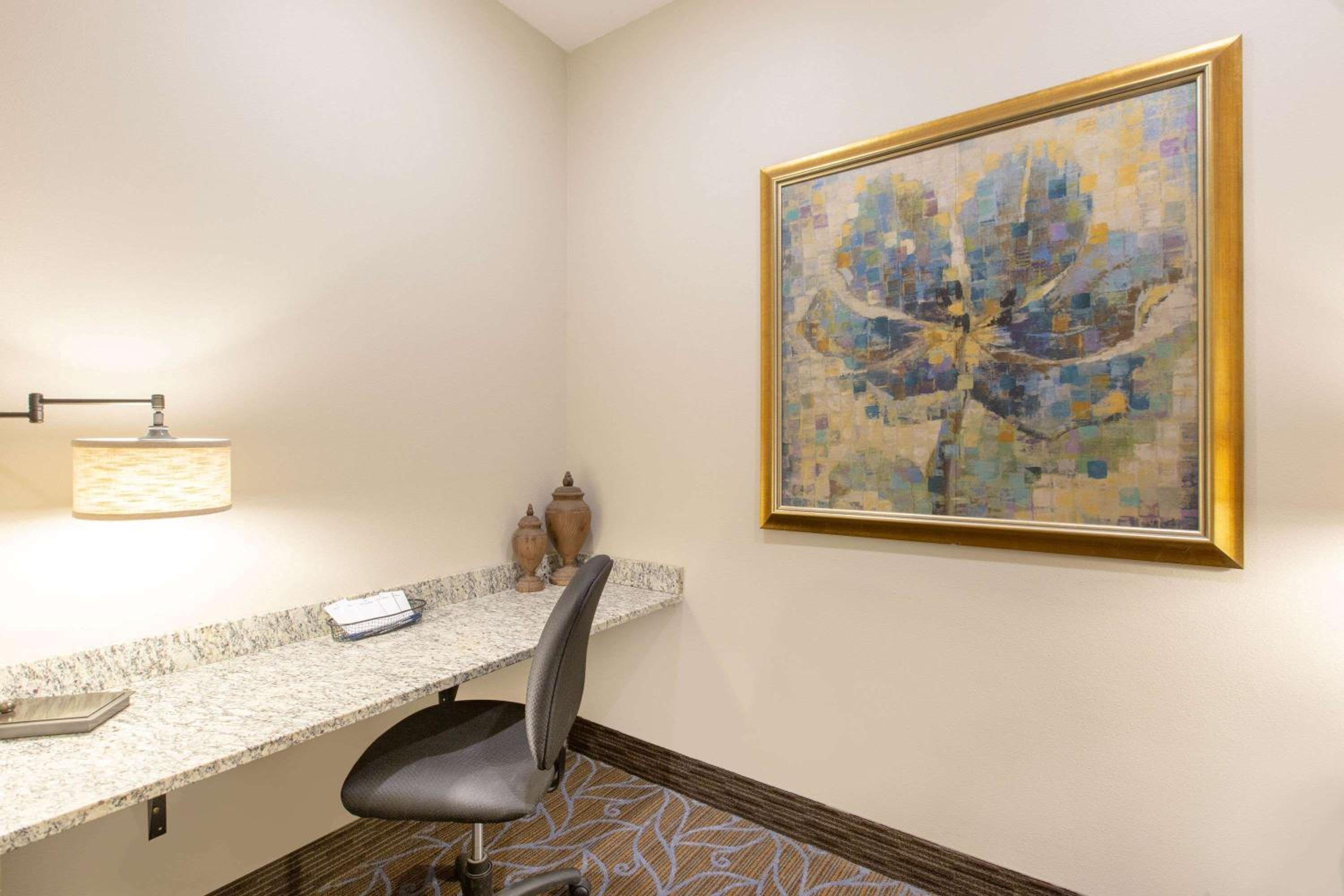 AmericInn by Wyndham Humboldt