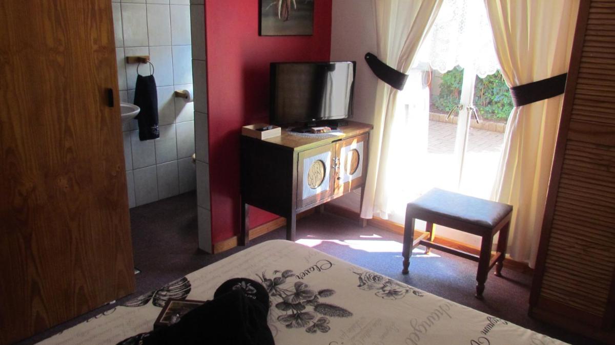 Photo 9