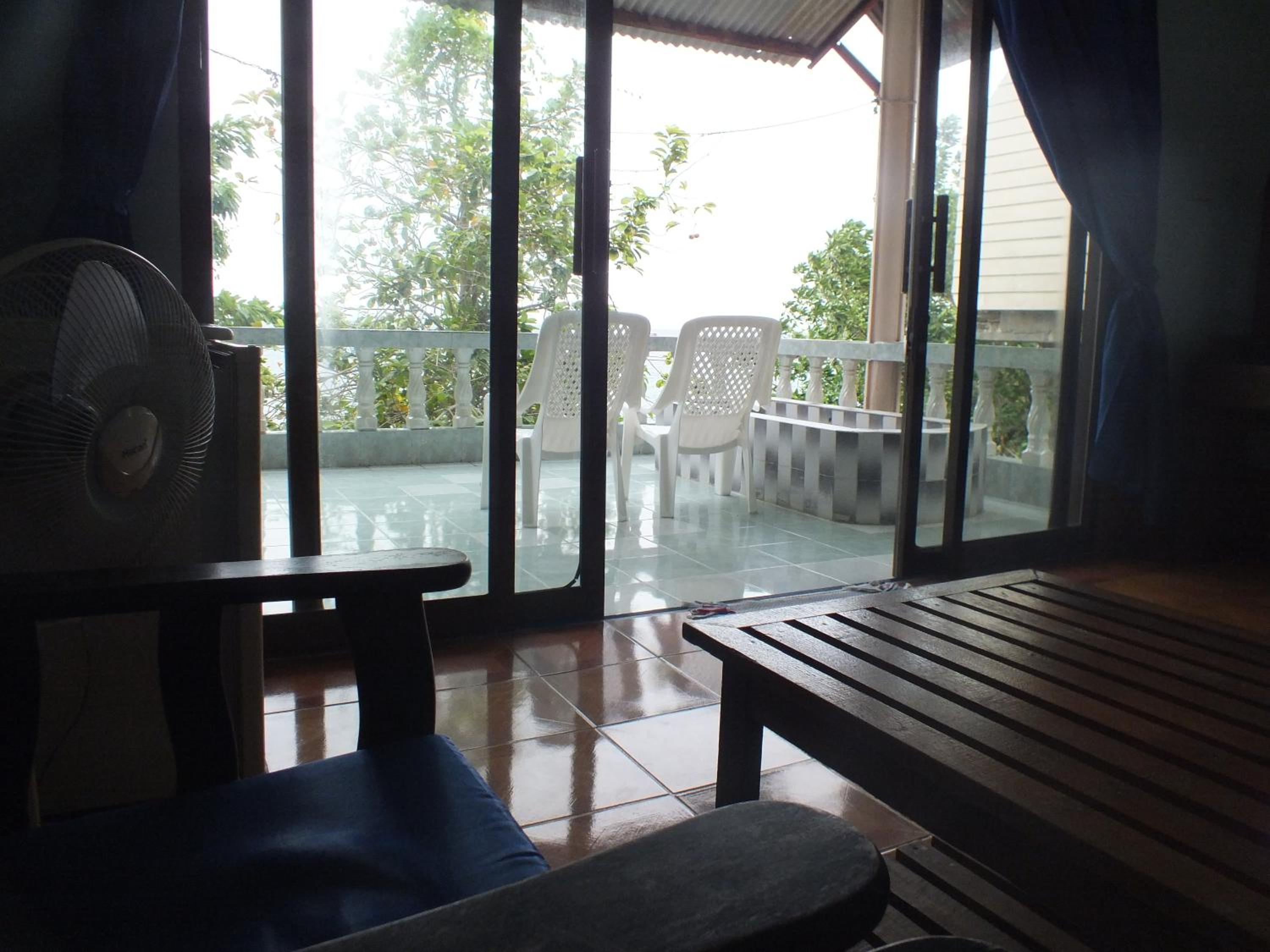 Photo 42