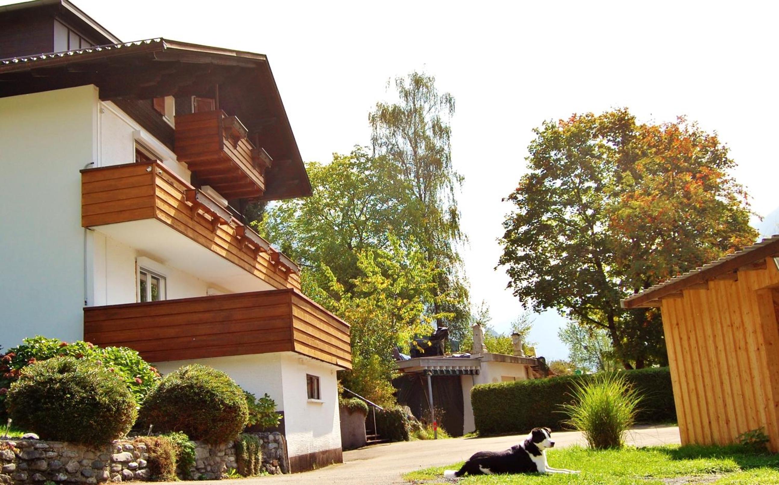 Haus Tisch