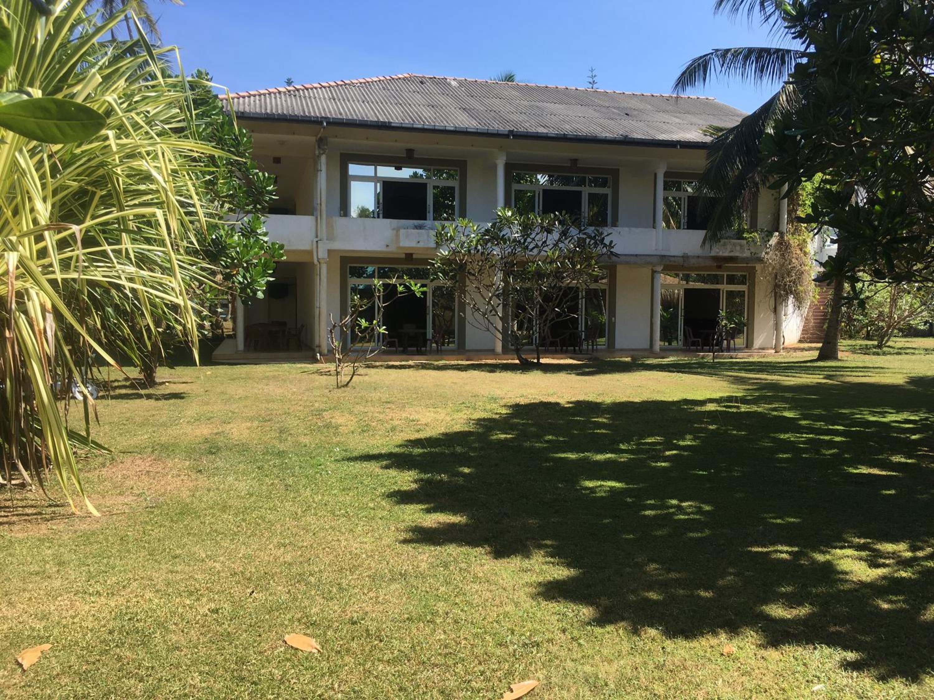 Raja Beach Hotel