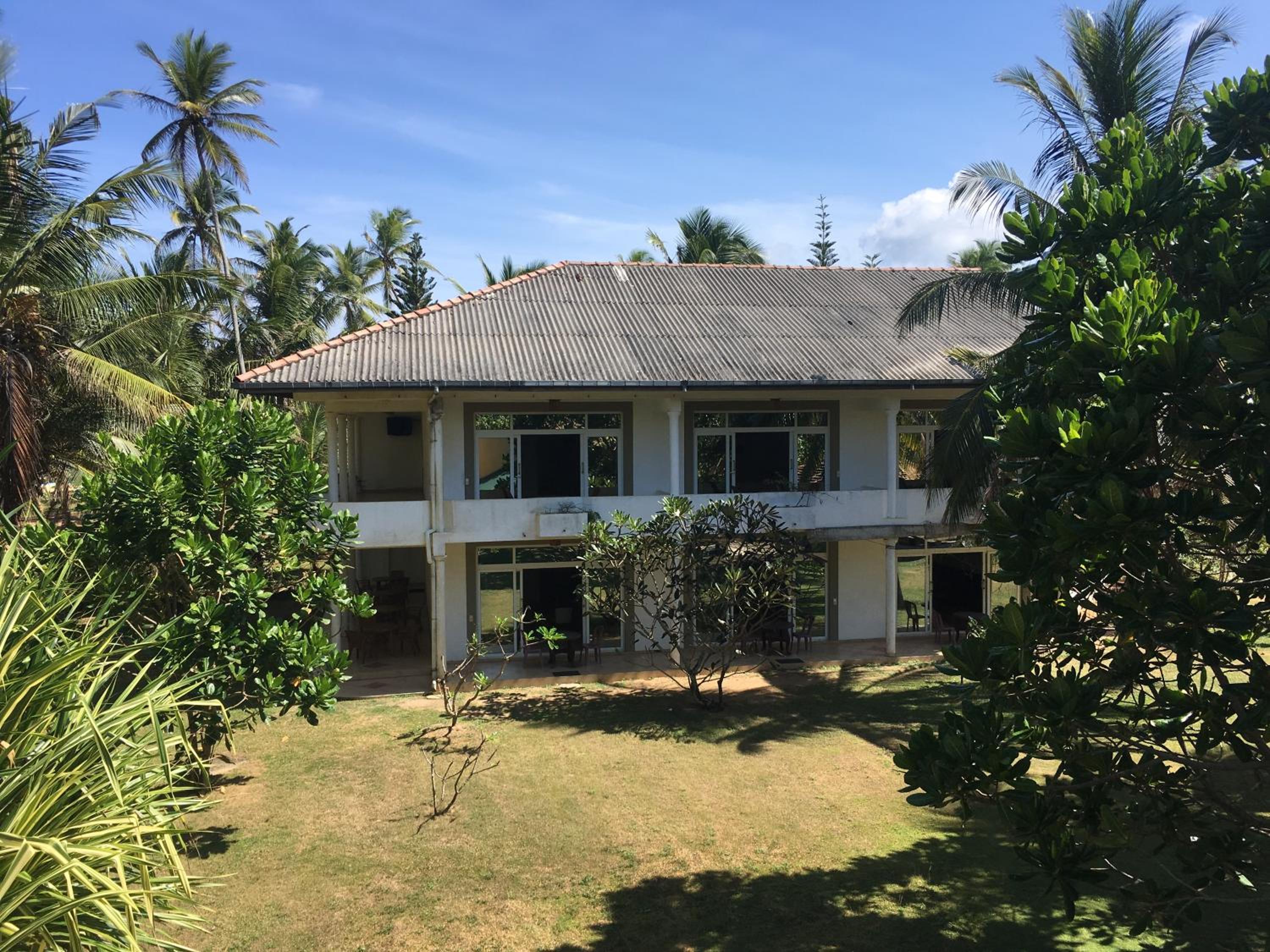 Raja Beach Hotel