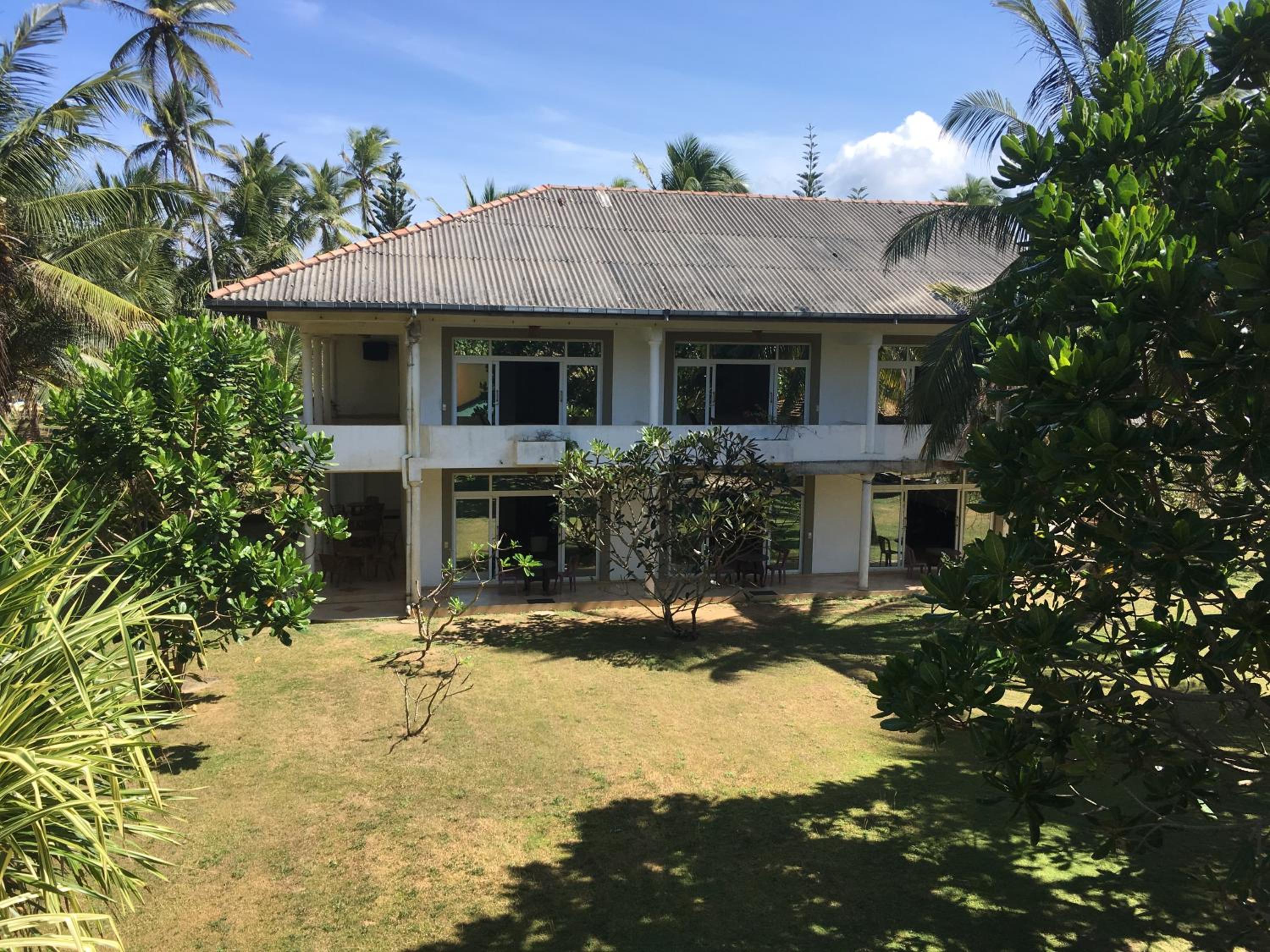 Raja Beach Hotel