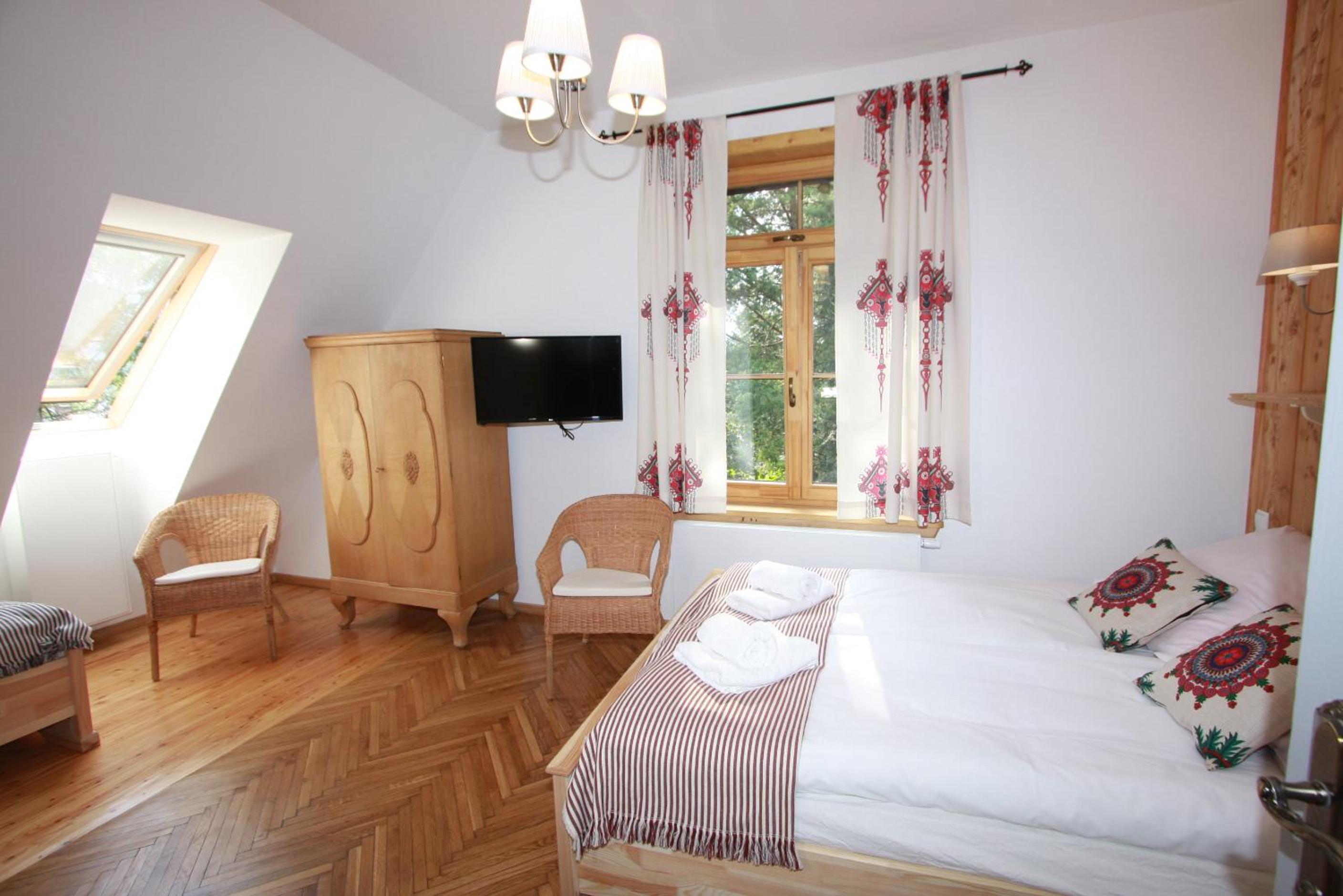 Photo 42
