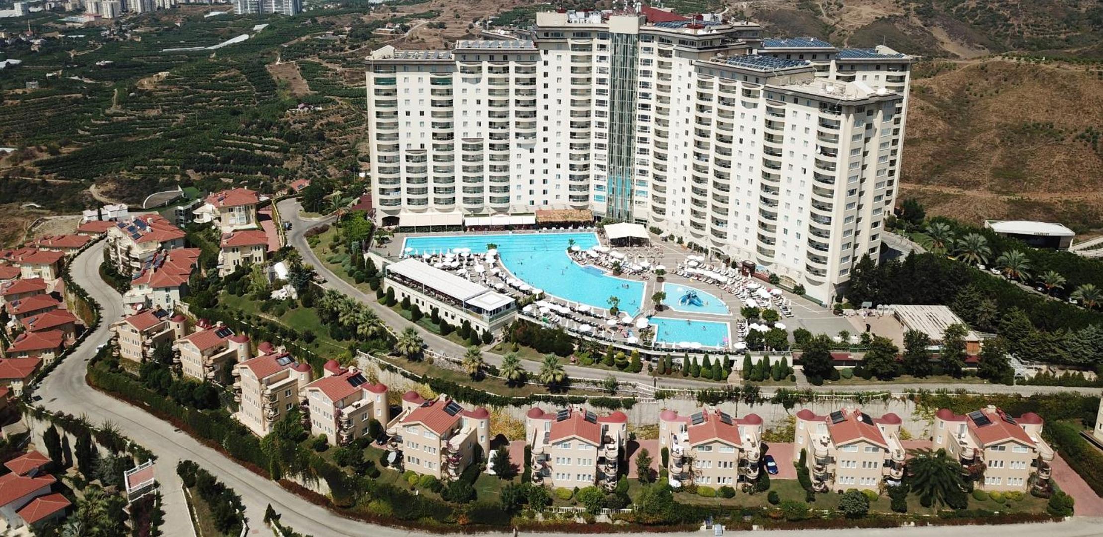 Gold City Villas and Apartments view 2