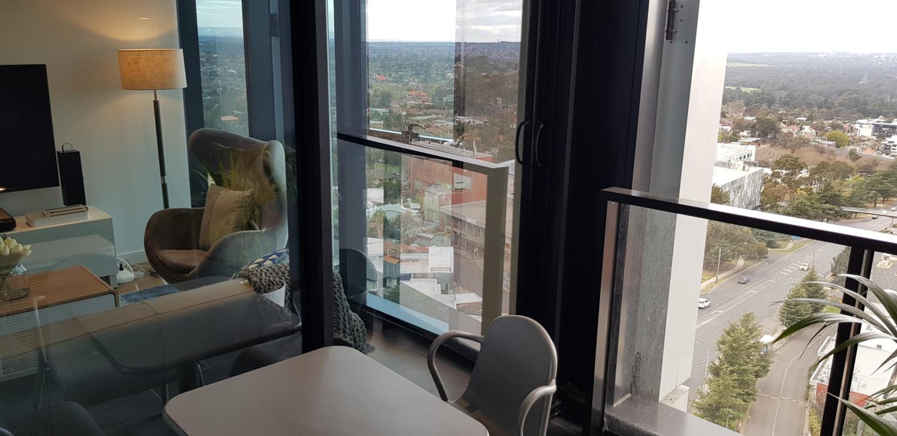 Ivanhoe Apartments