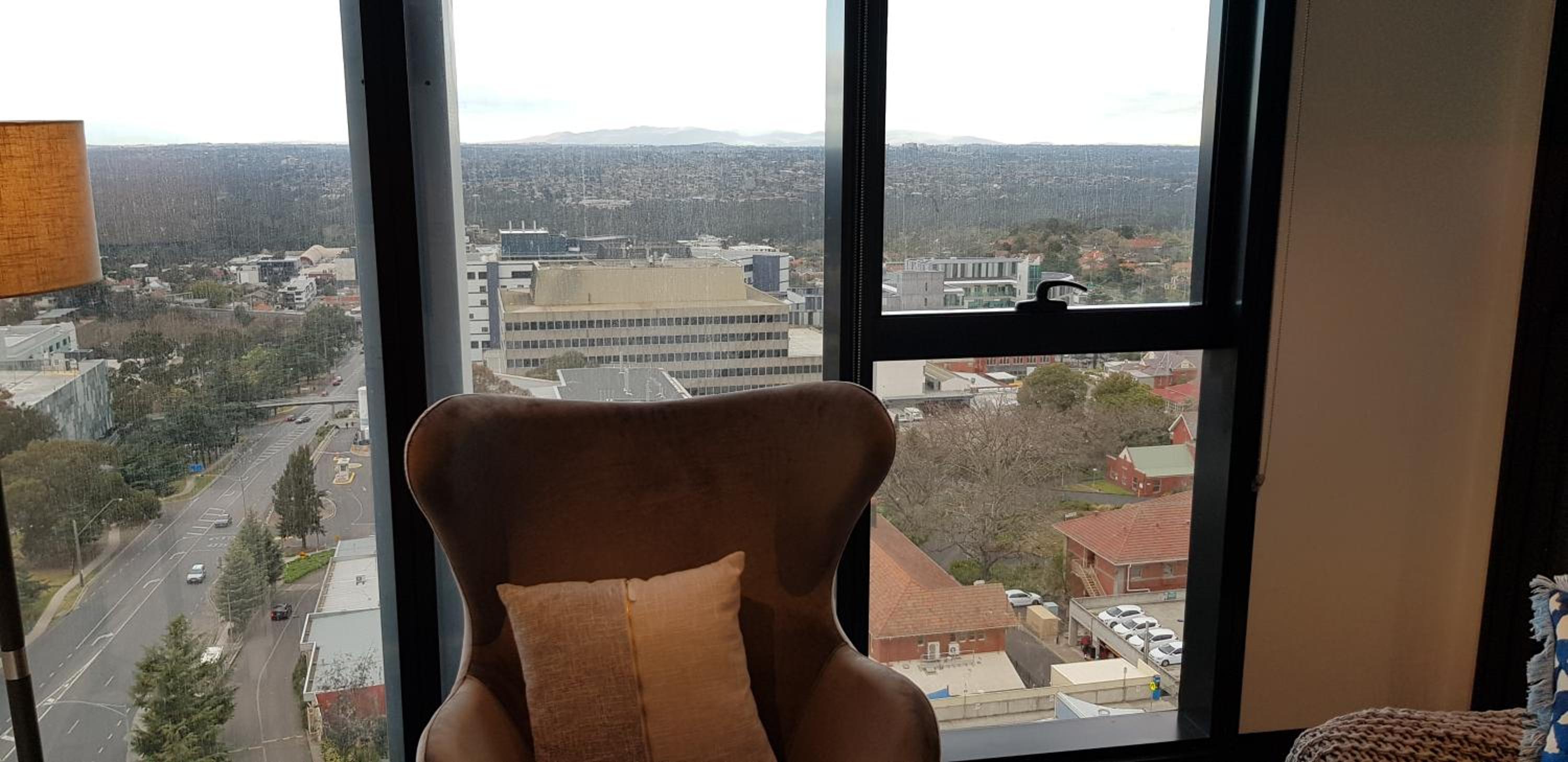 Ivanhoe Apartments
