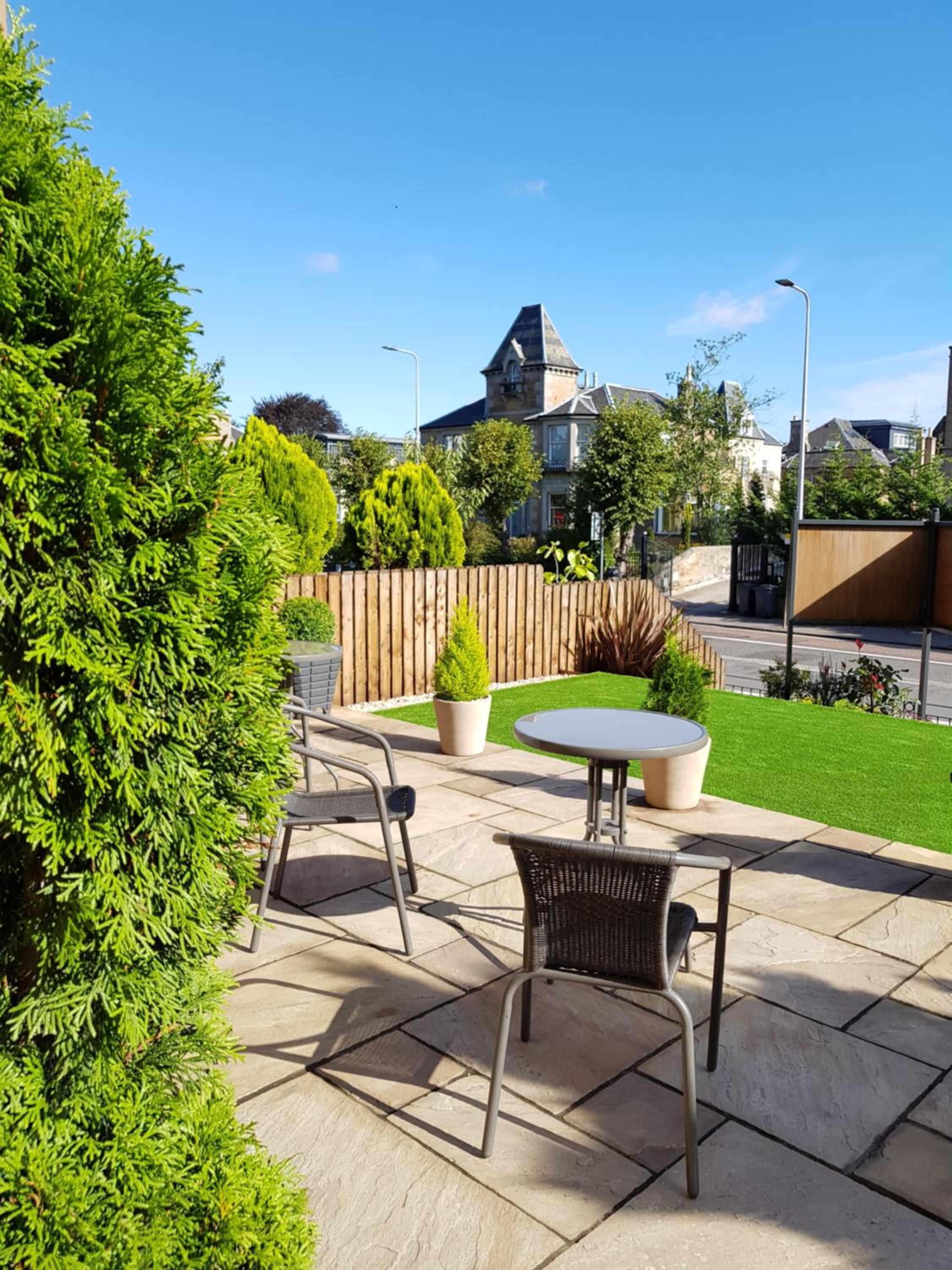 18 Craigmillar Park