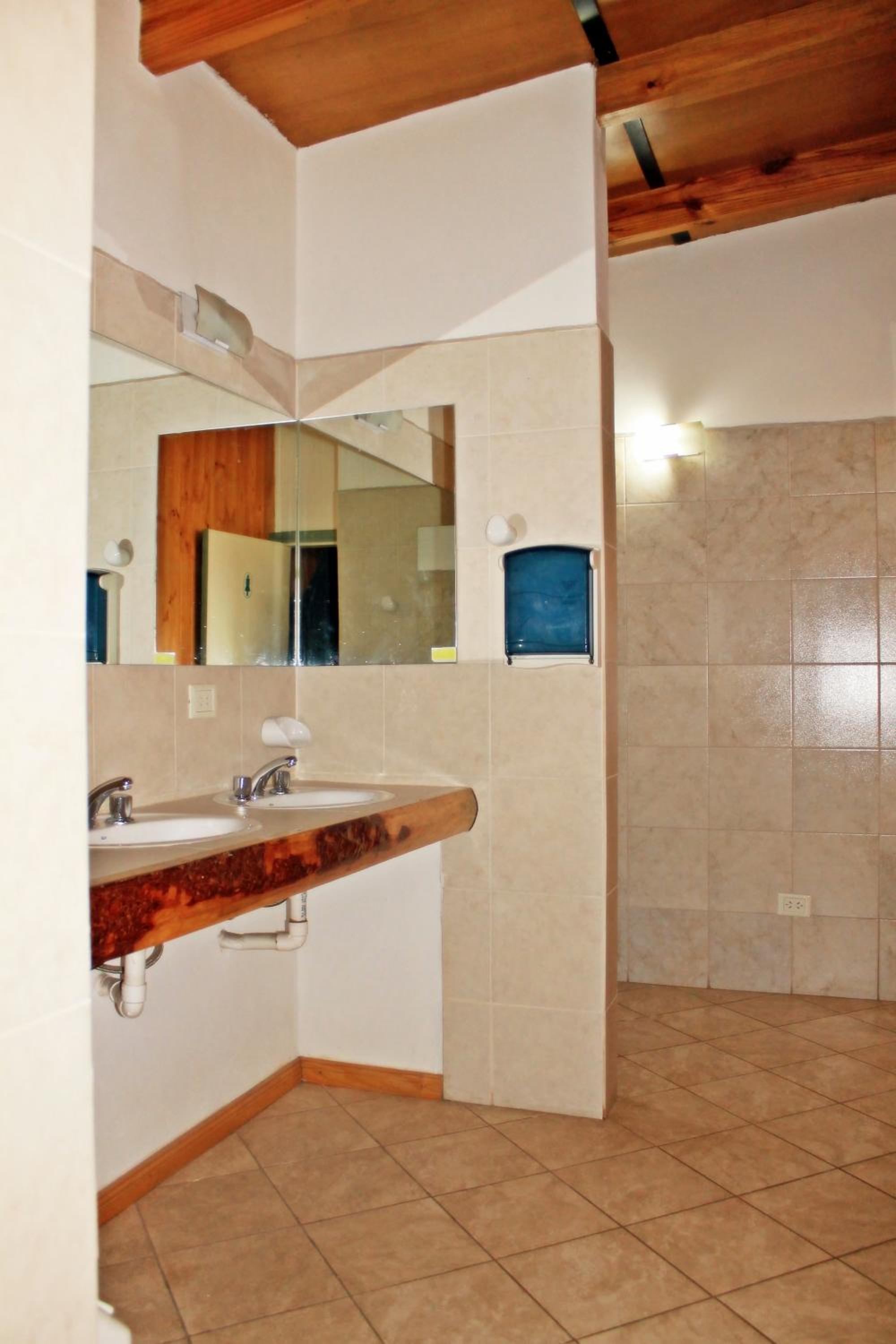 Alhue Patagonia Hostel