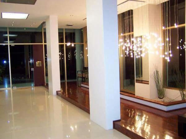 Building Albar