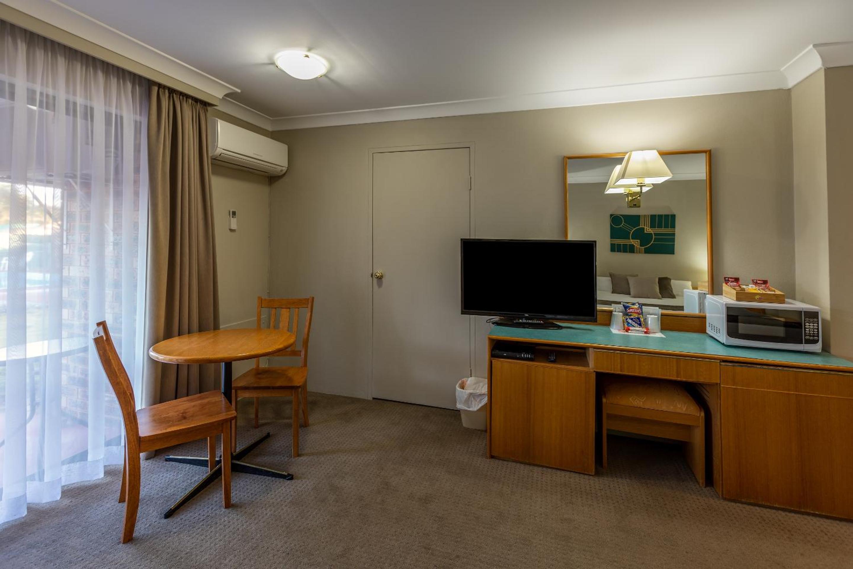 Club Inn Motel