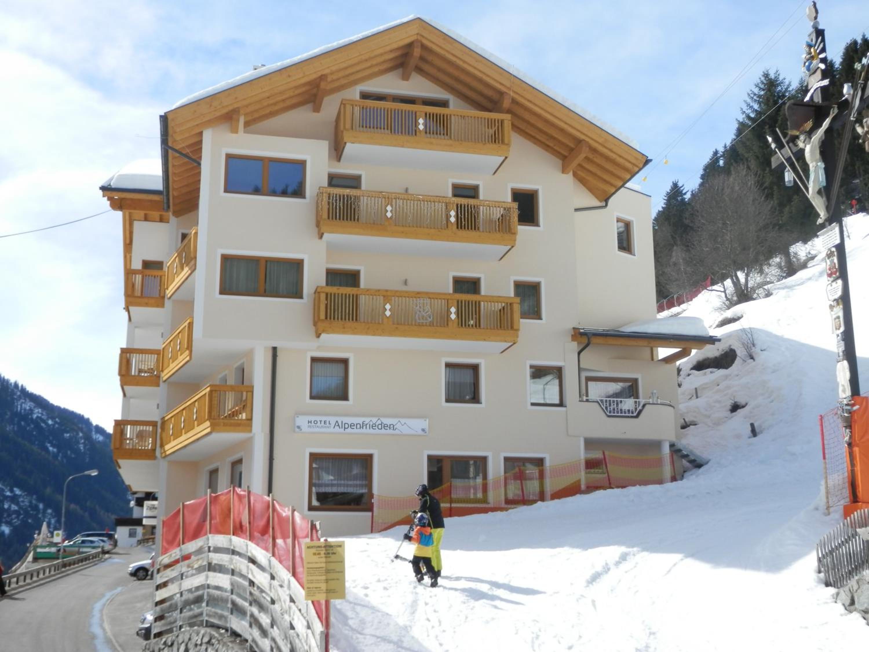 Hotel Alpenfrieden
