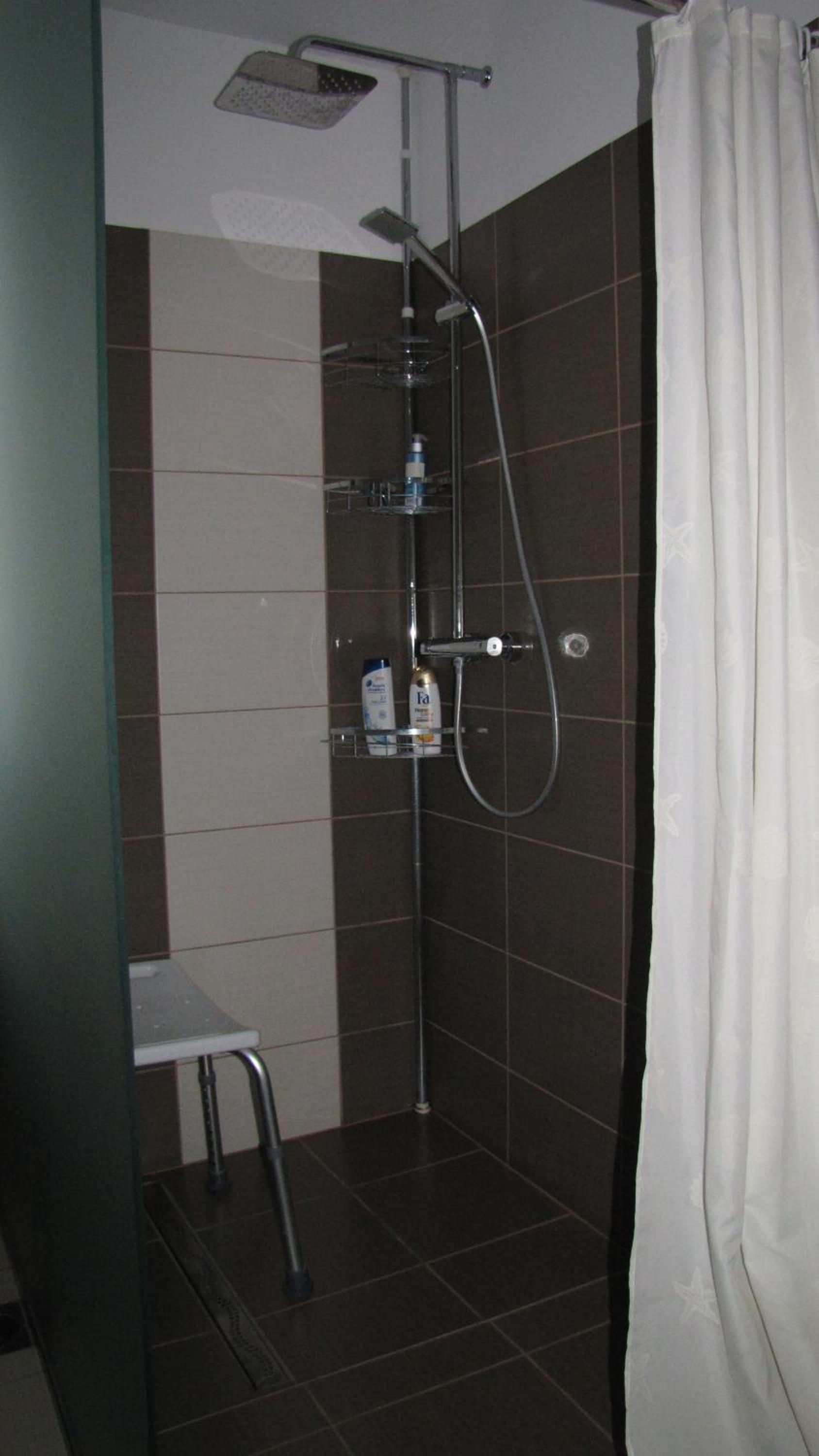 Photo 24