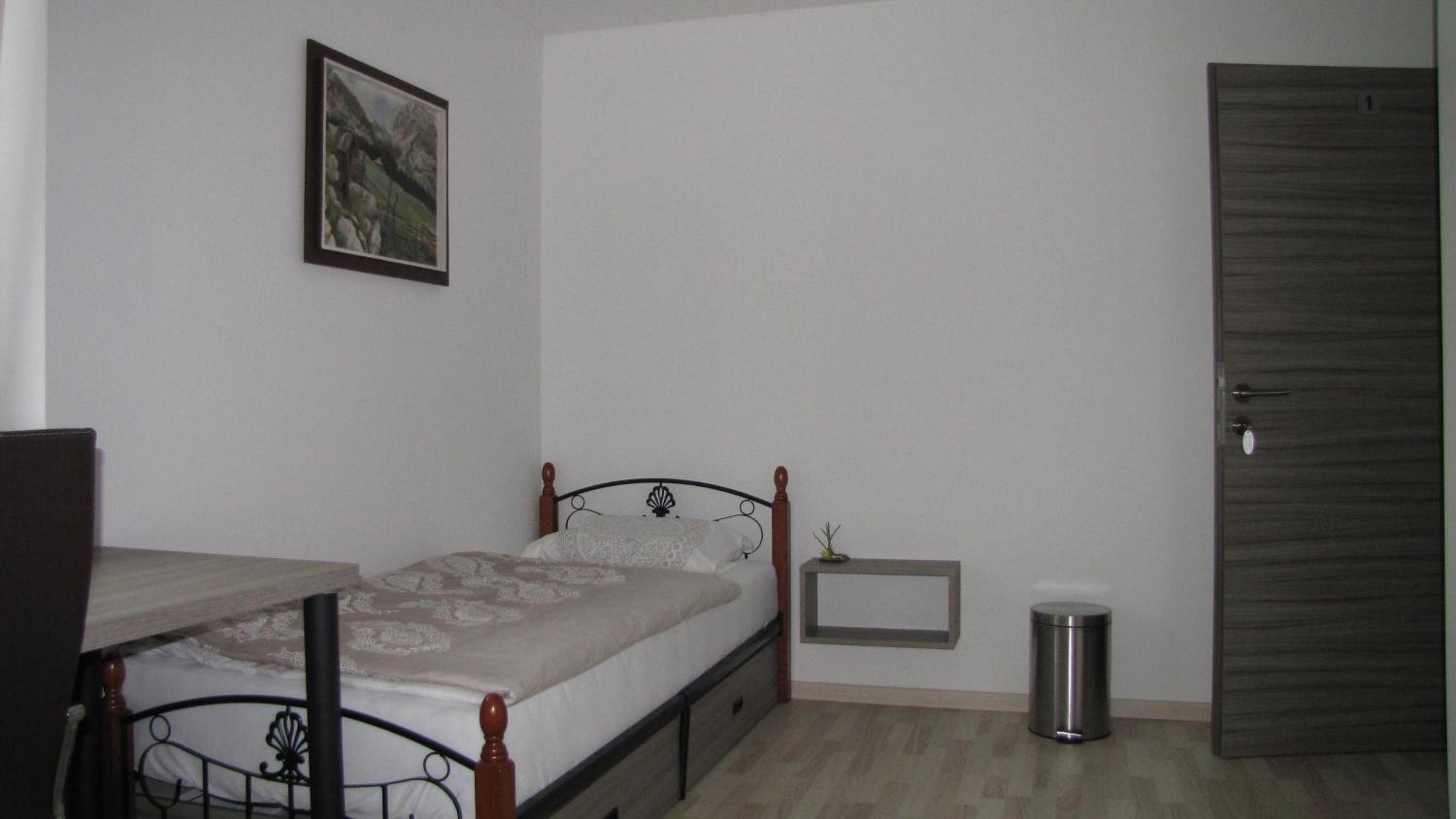 Photo 25