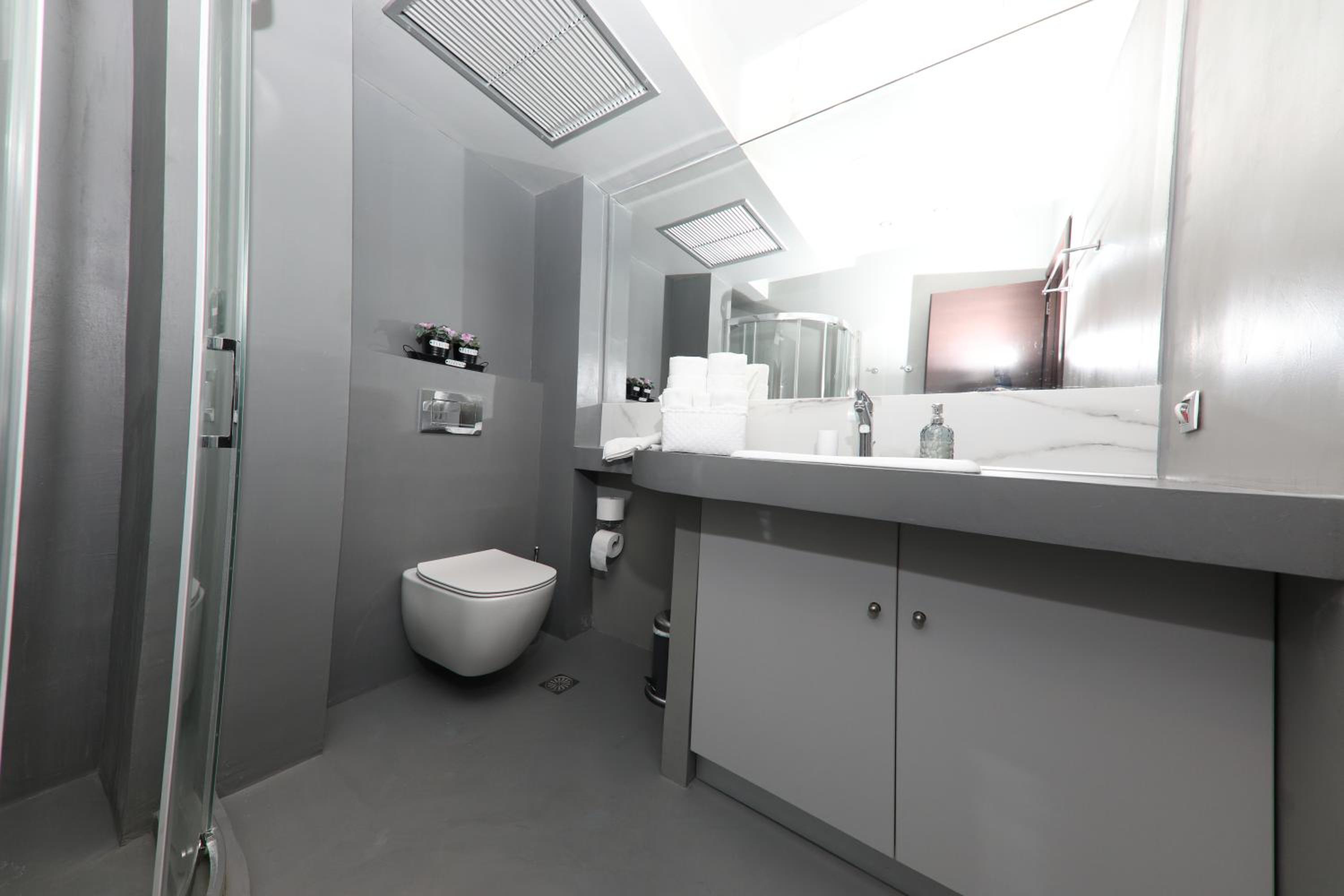 Aiolos Apartments Suites Ermou 64 Monastiraki Plaka 2nd Floor