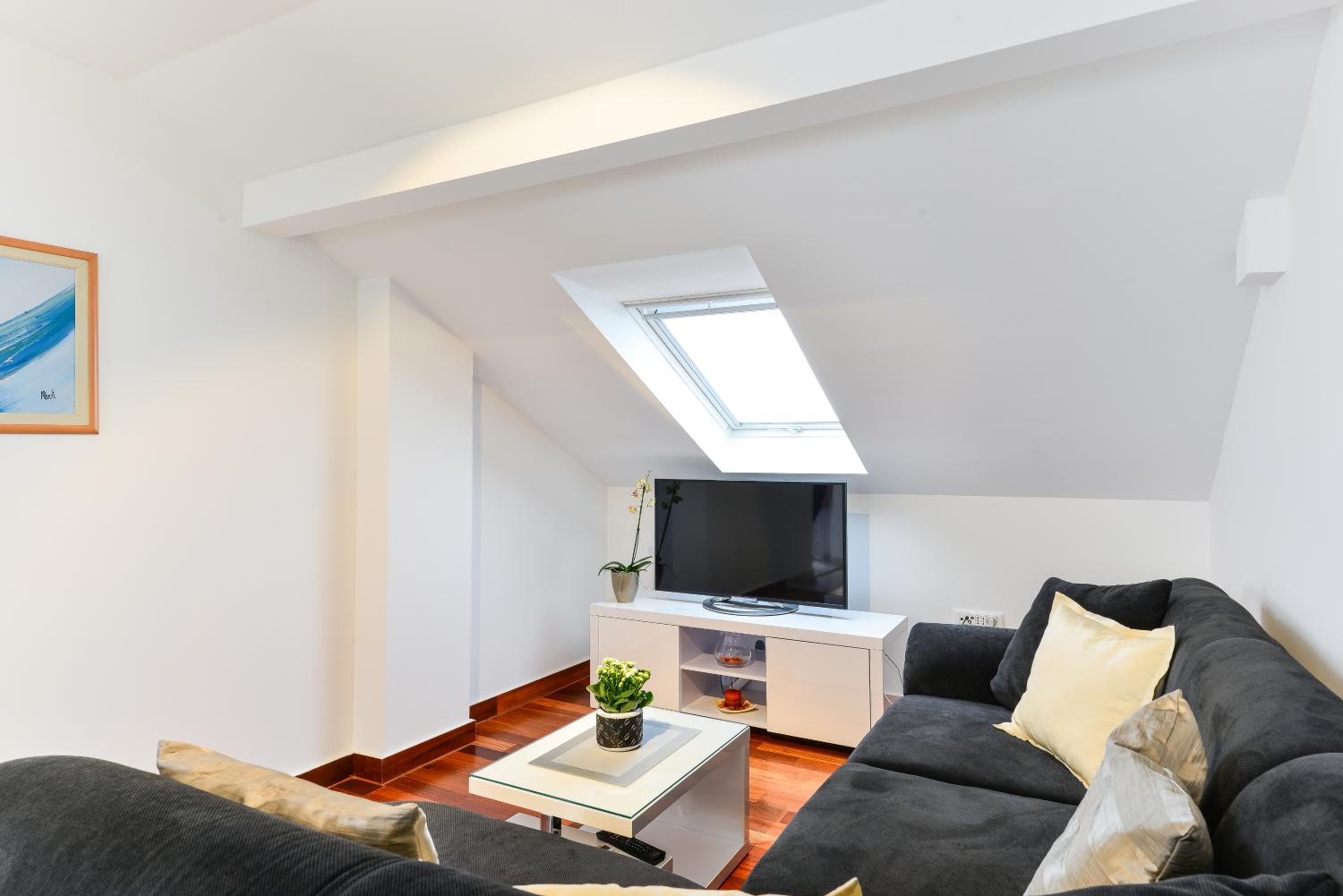 Apartment Lily view 3