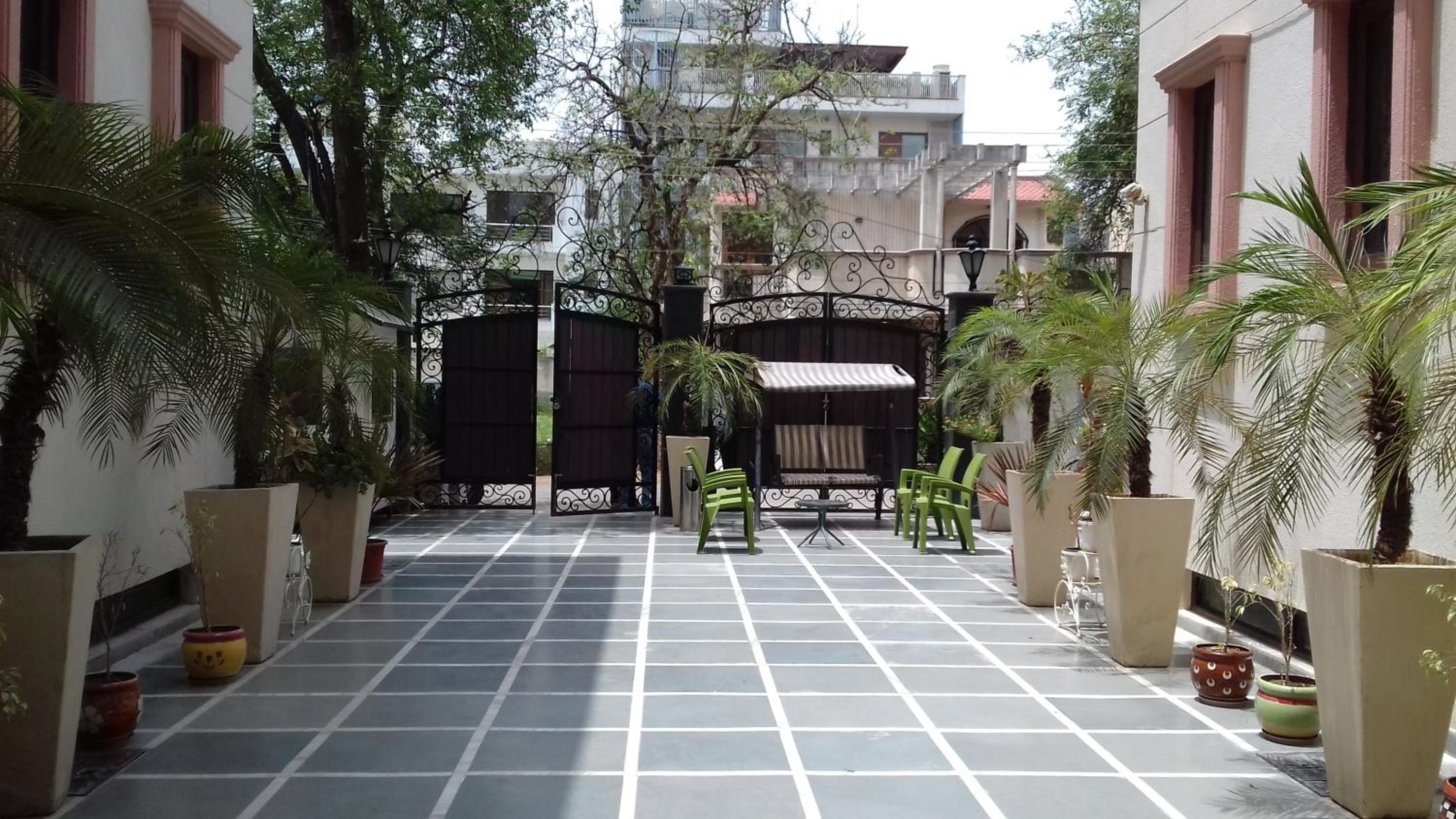 Enkay Residency V Block-Cyber City view 2