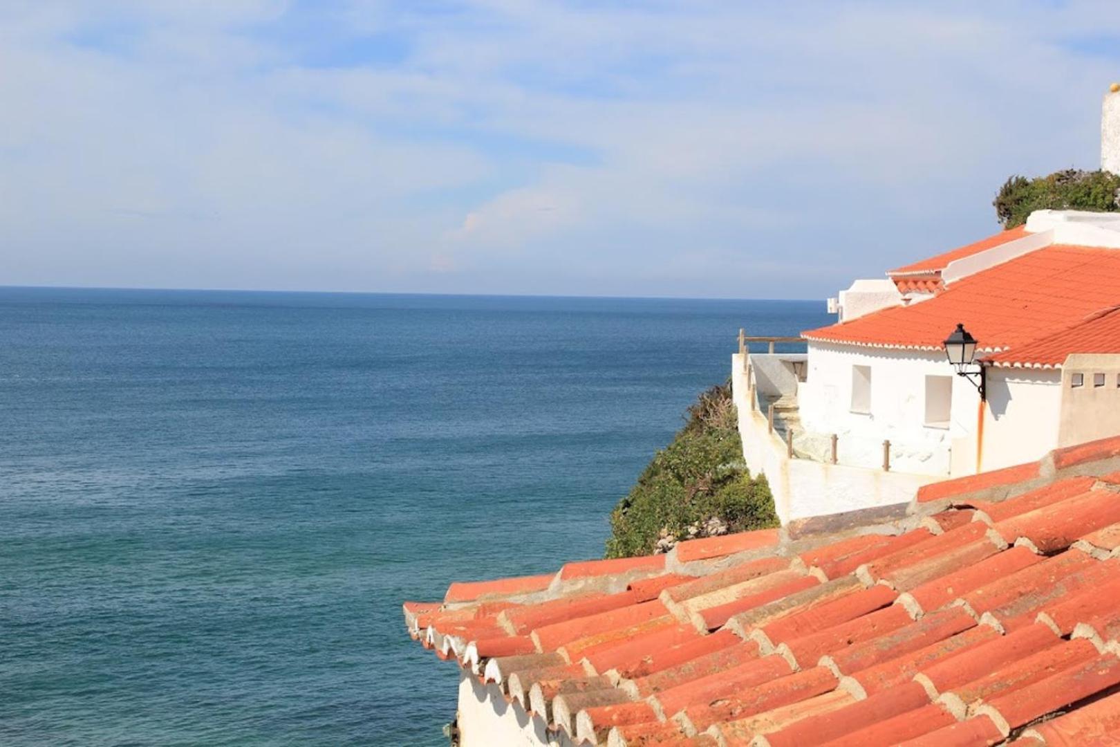 Azenhas do Mar Beach House