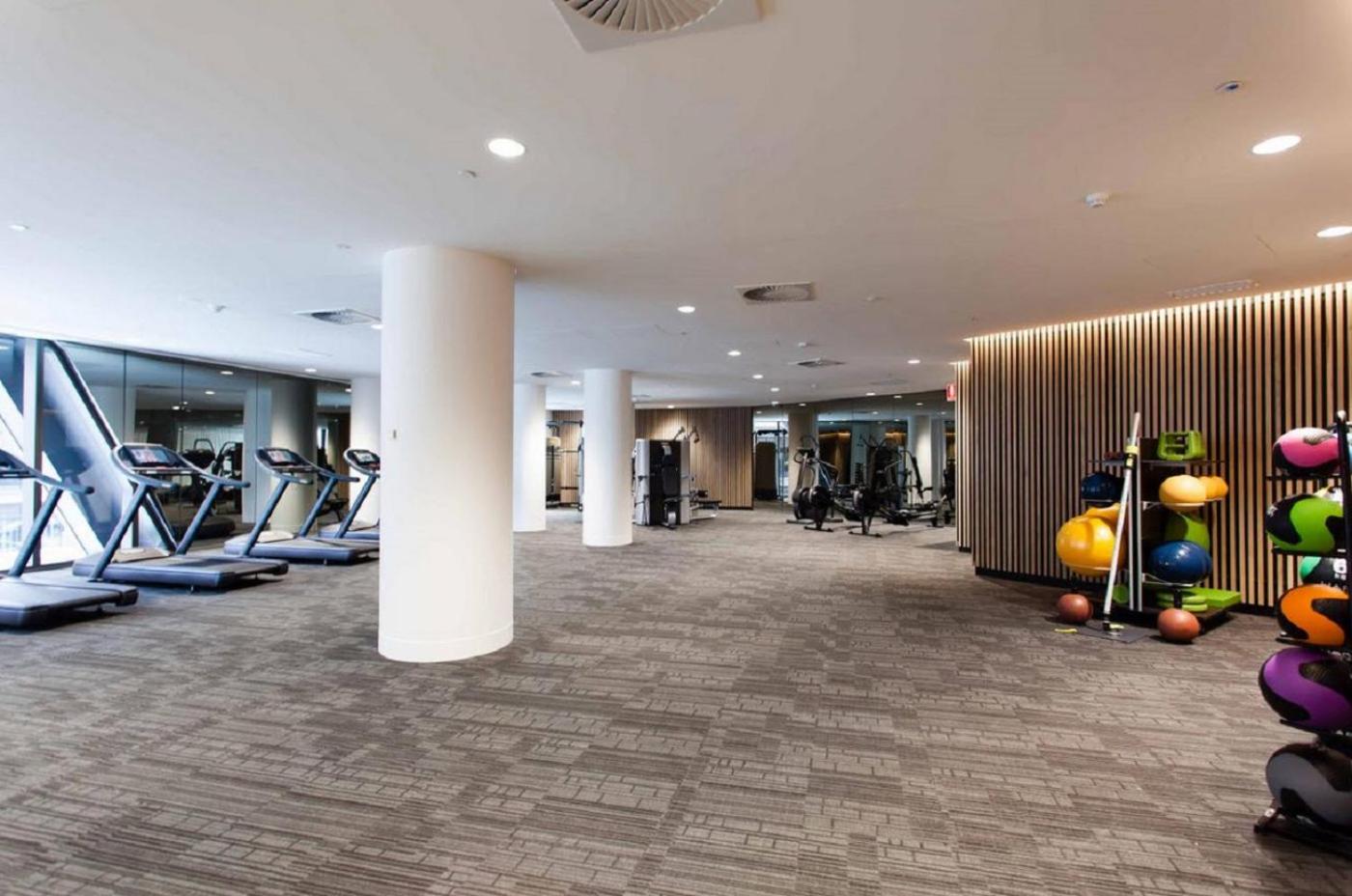 Melbourne Private Apartments - Collins Street Waterfront, Docklands