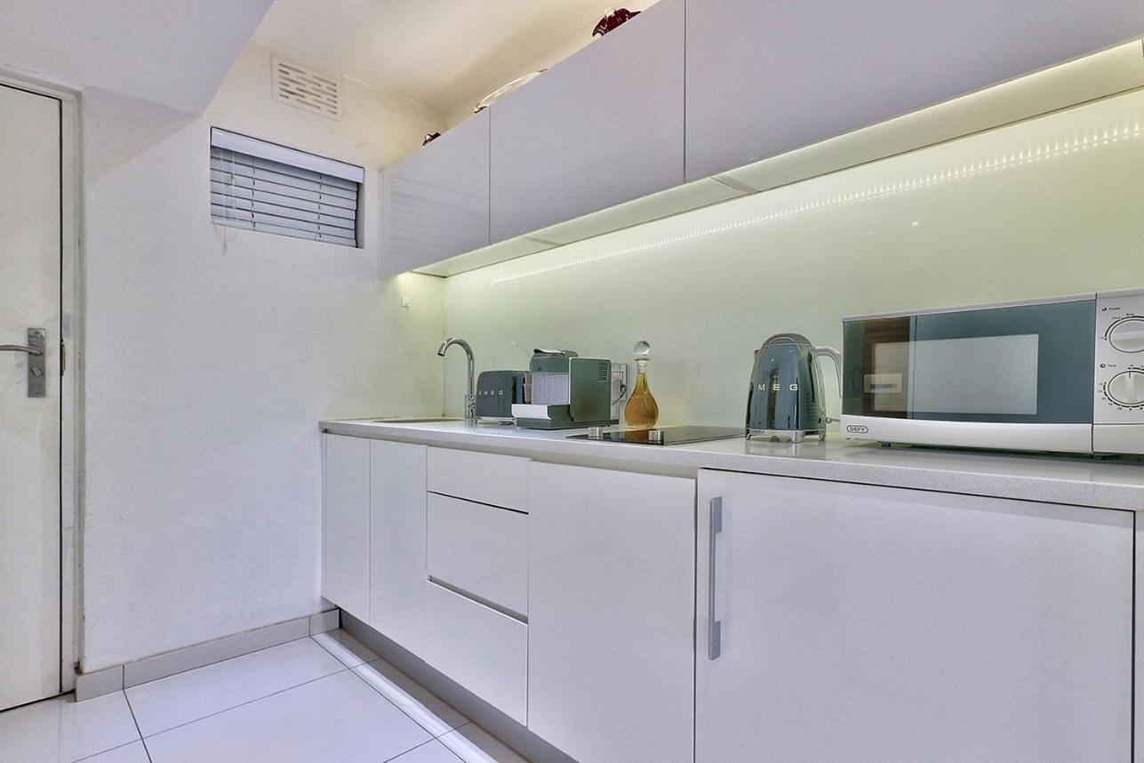 Clifton Suites