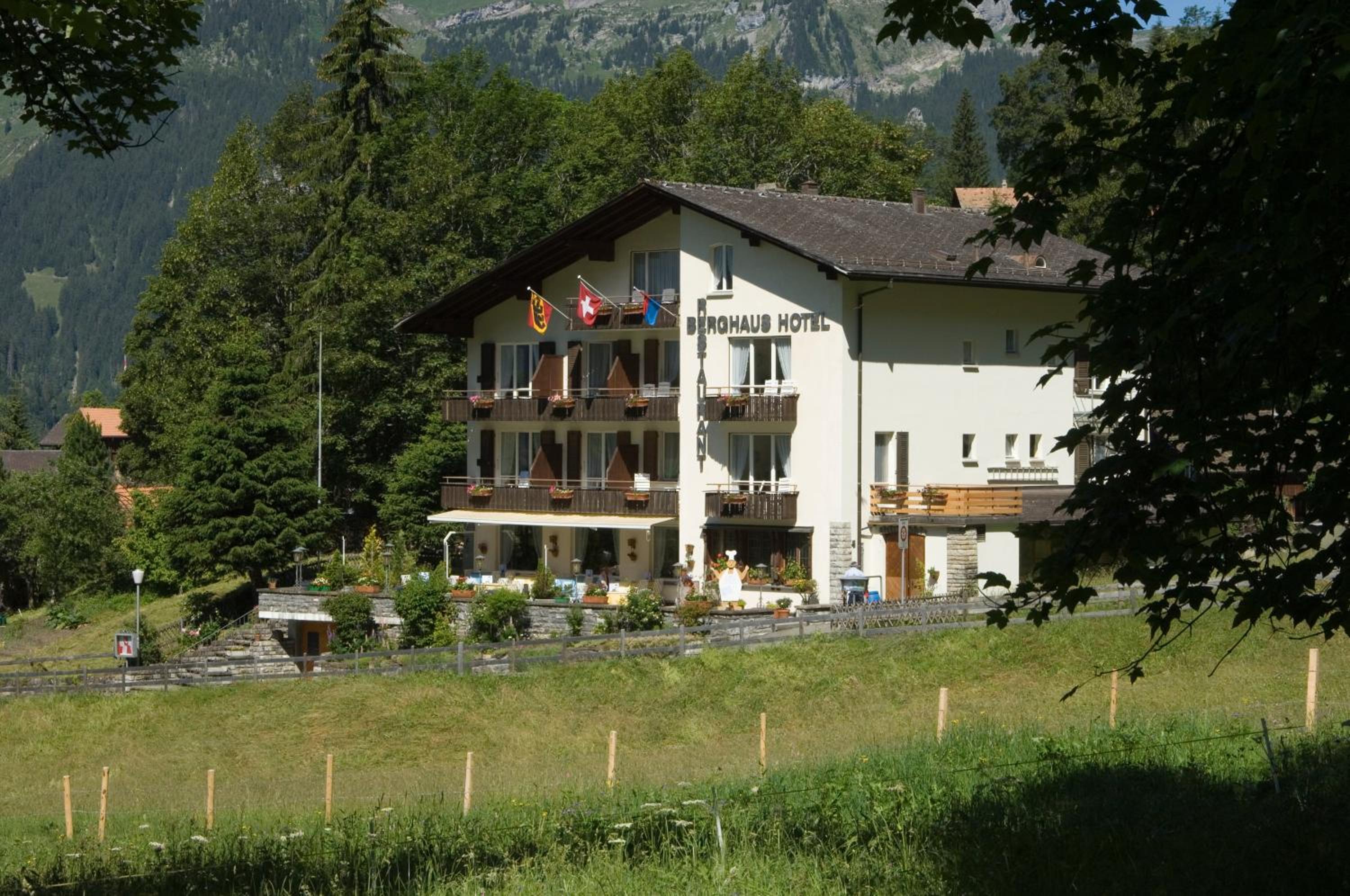 Photo 42