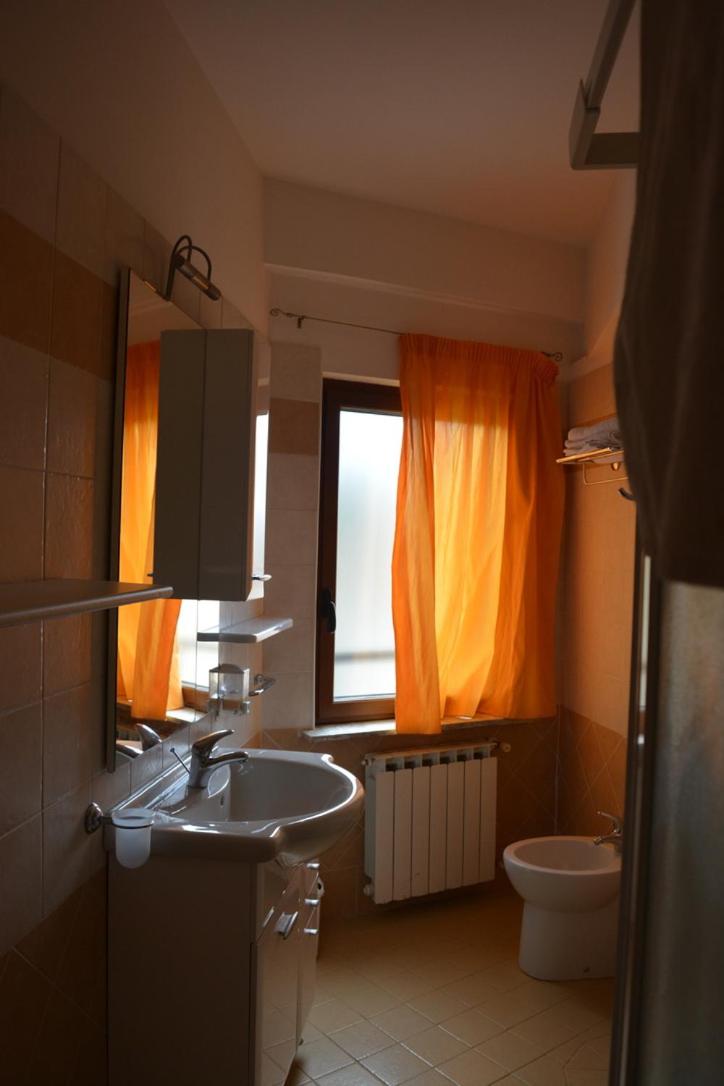 Photo 33