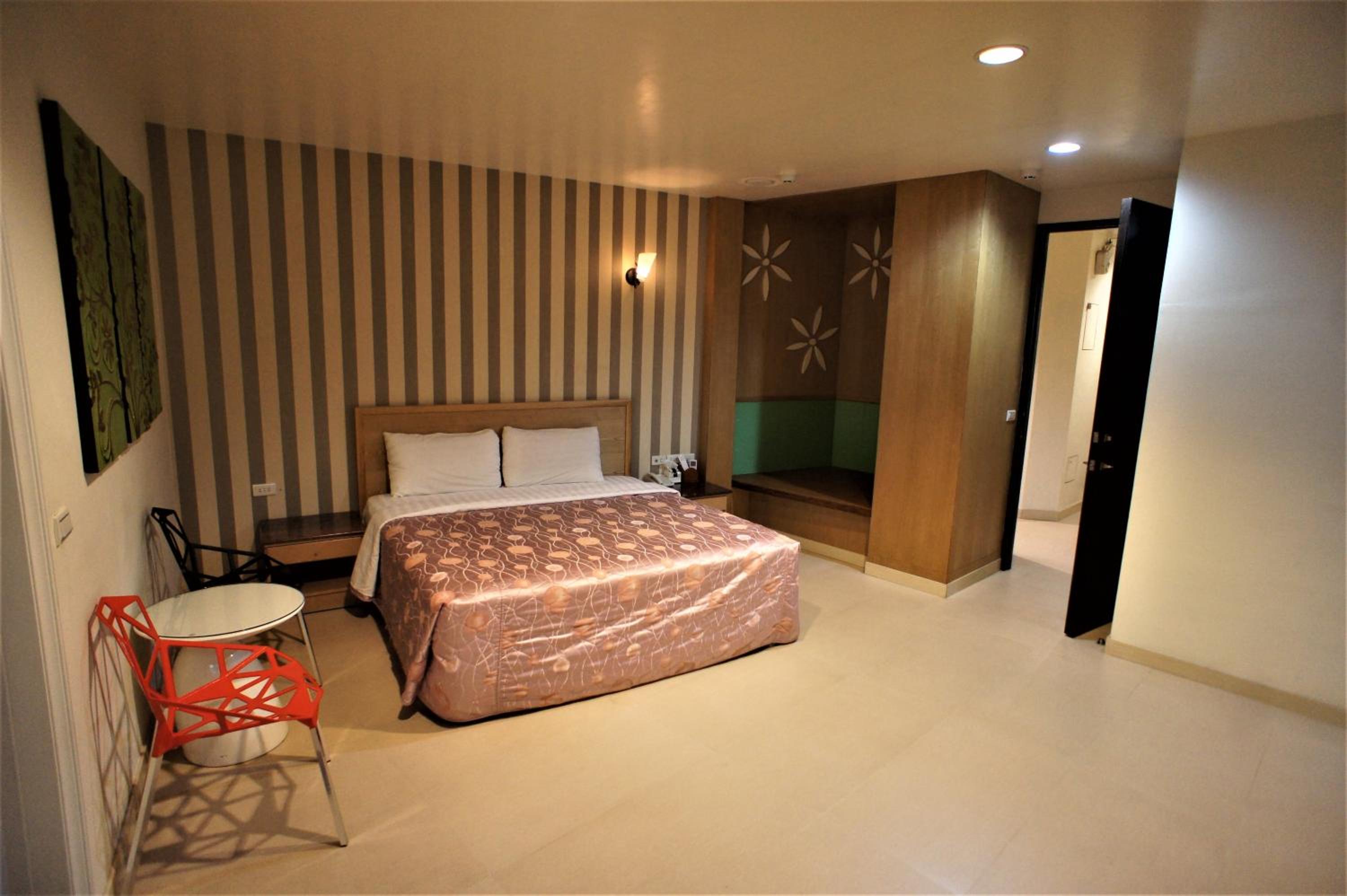 Photo 21