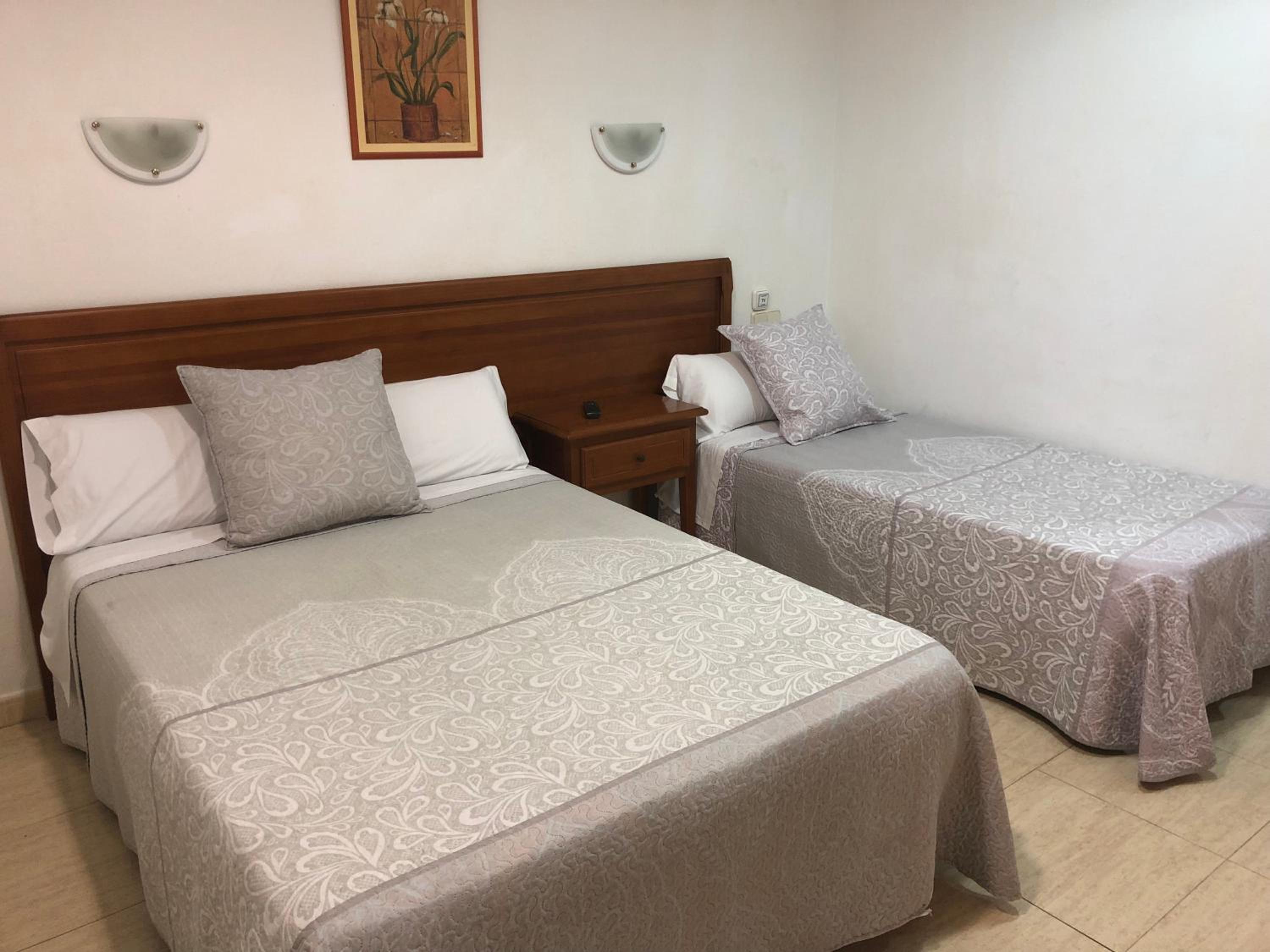 Hostal 82