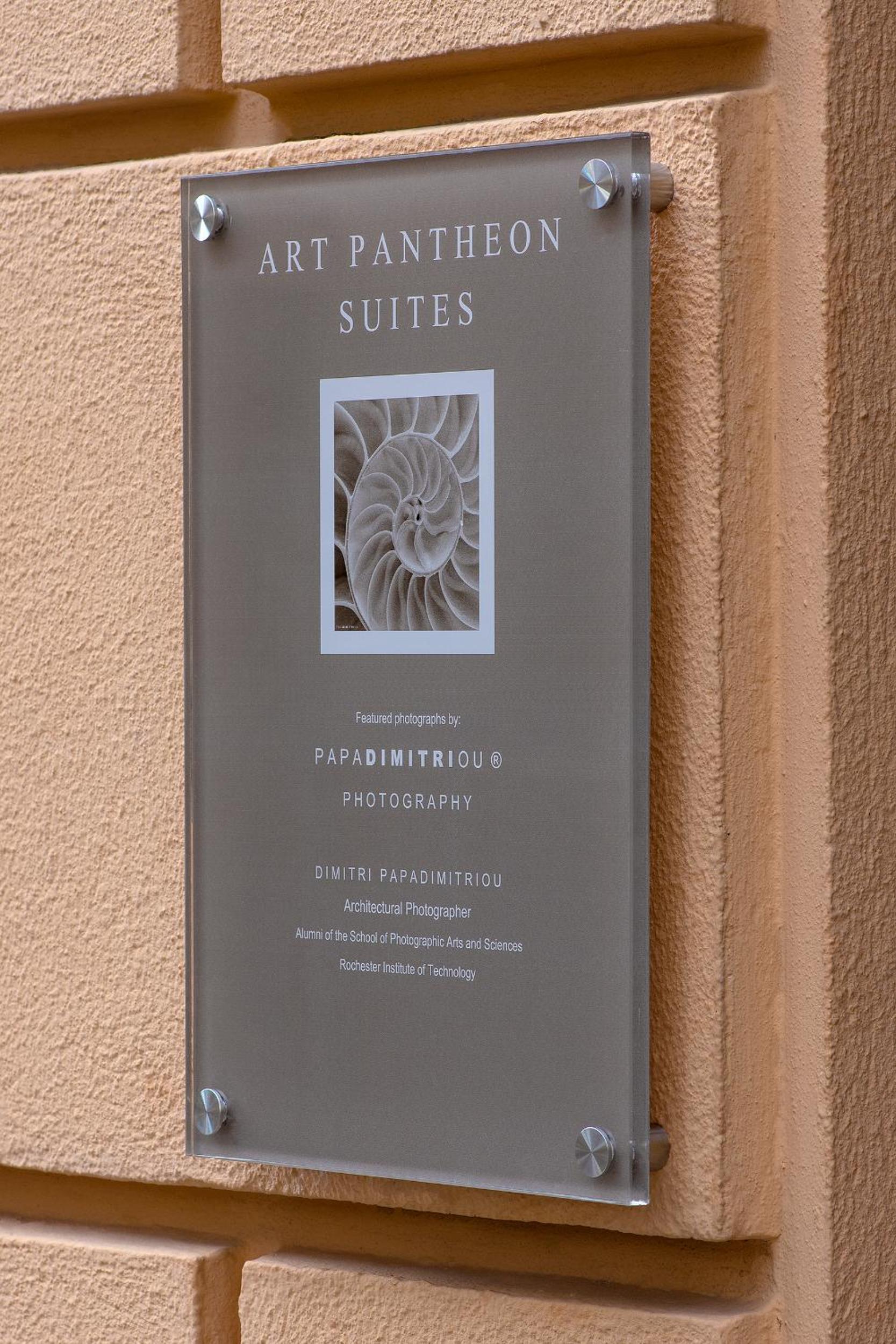 Art Pantheon - Suites & Apartments