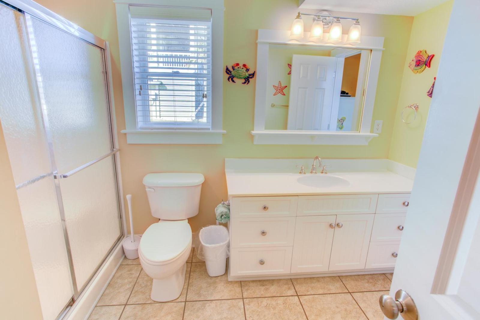 Sea Breeze - Corolla, Whalehead, Beach 50 Yds, Ocean View, Elevator, Pool Table, Foosball, Pool, Hot Tub