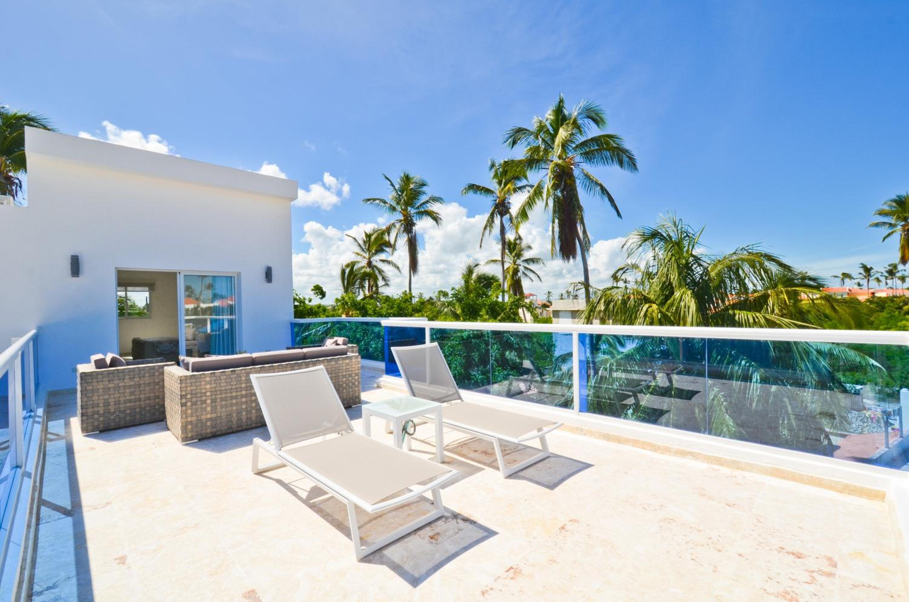 The Sanctuary @ Los Corales