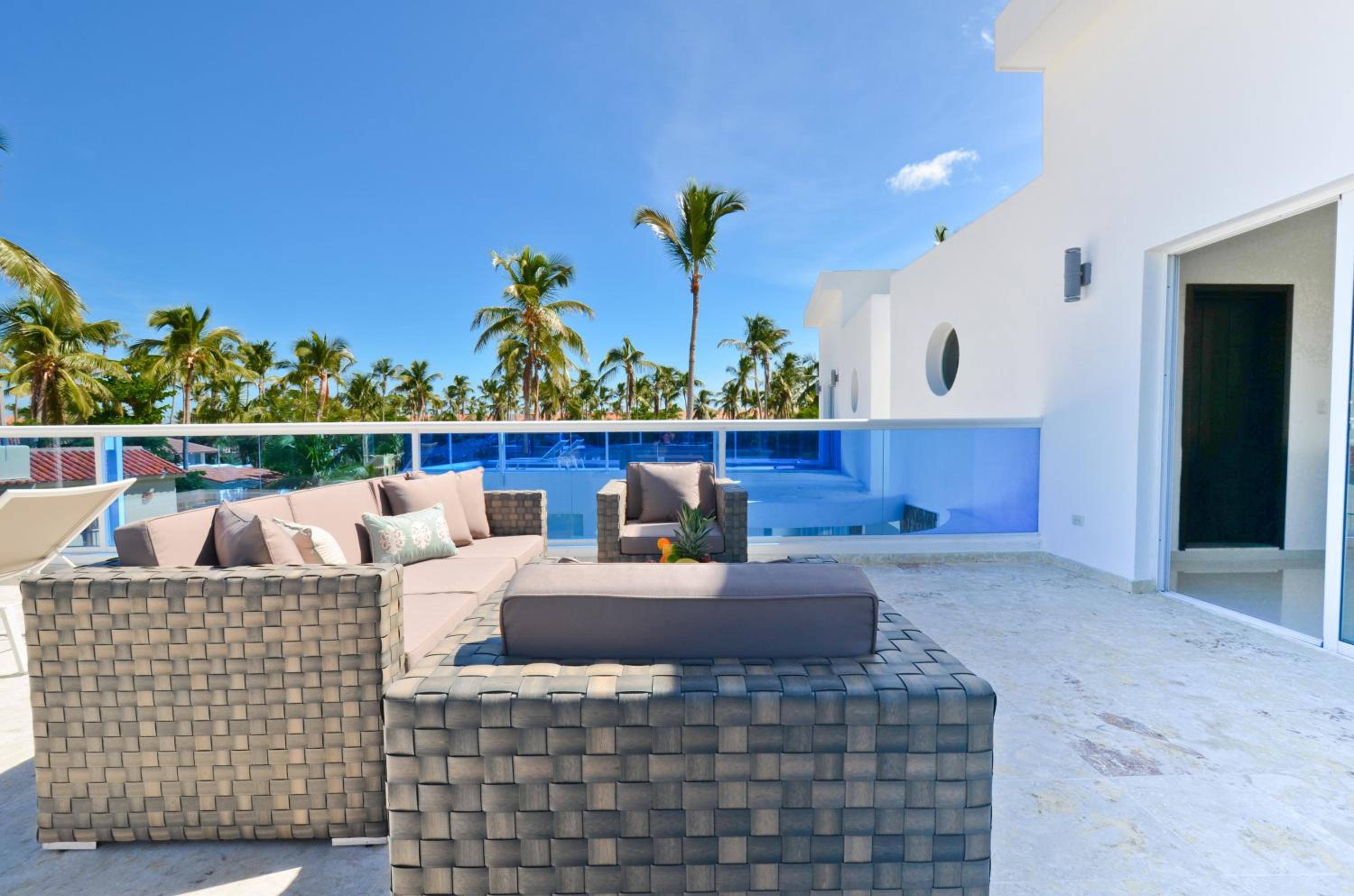 The Sanctuary @ Los Corales
