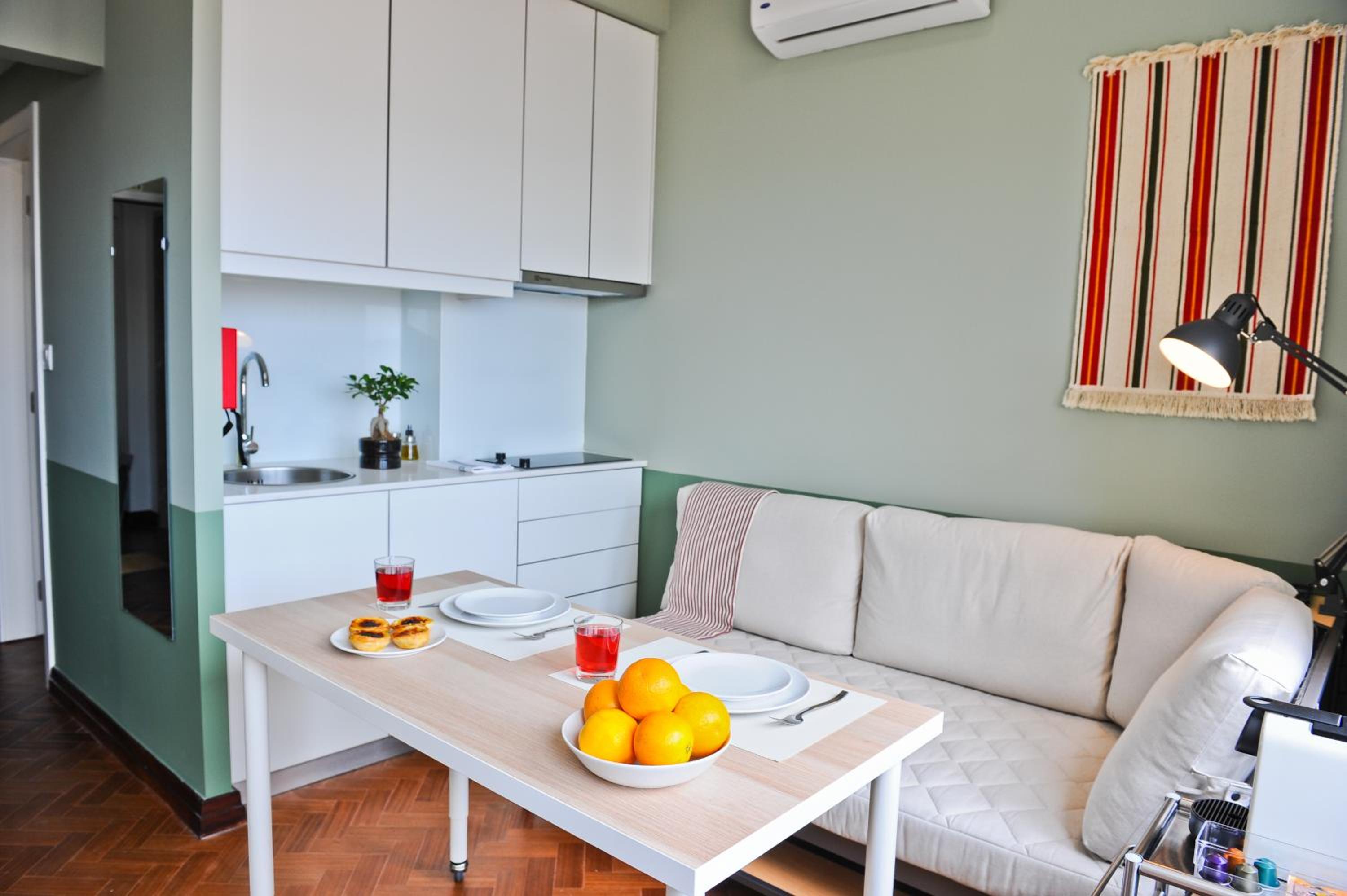 Mojito Breeze in Lisbon by Misha's Place 3C view 4