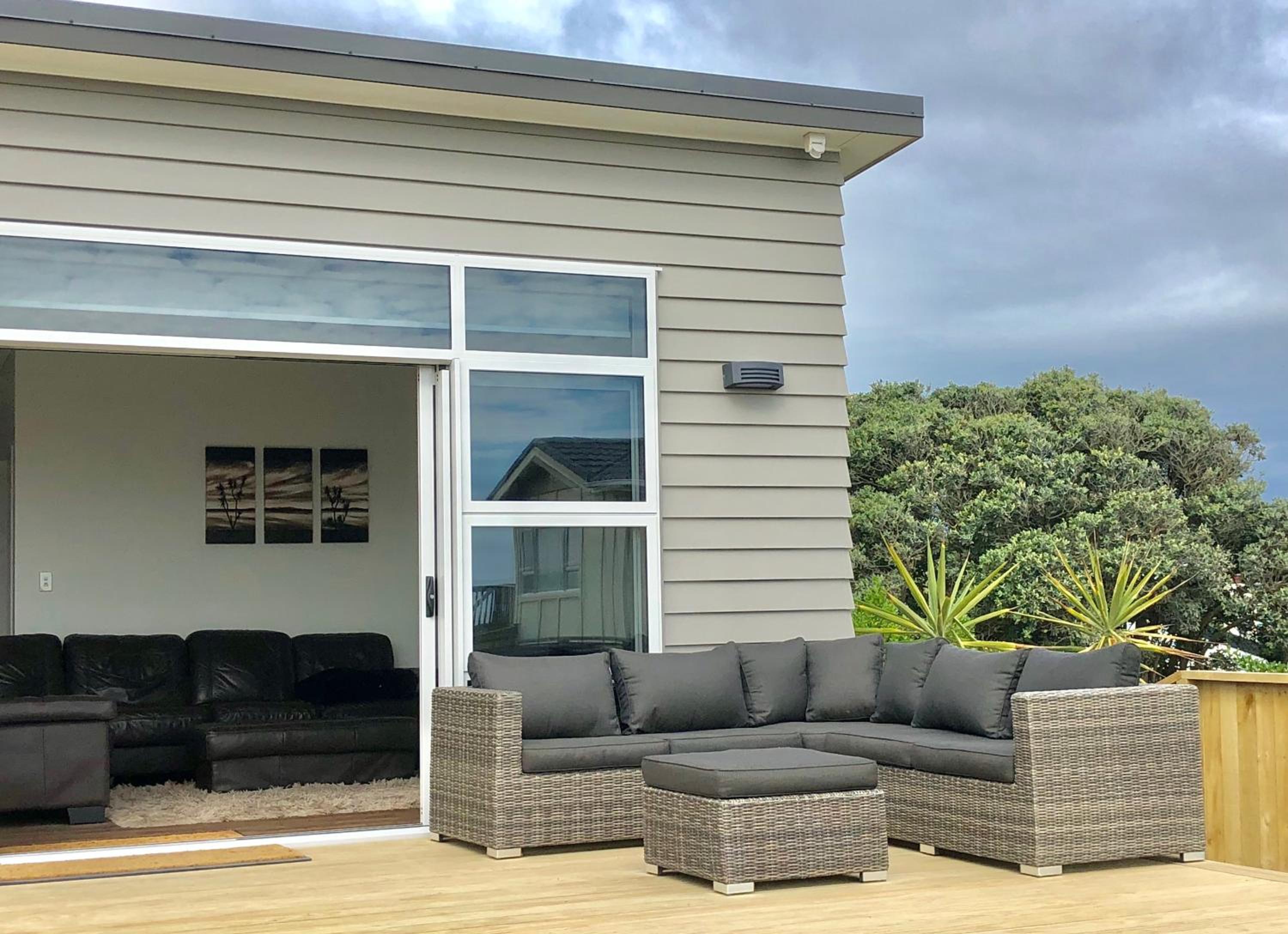 Otaki Beachfront Getaway view 3
