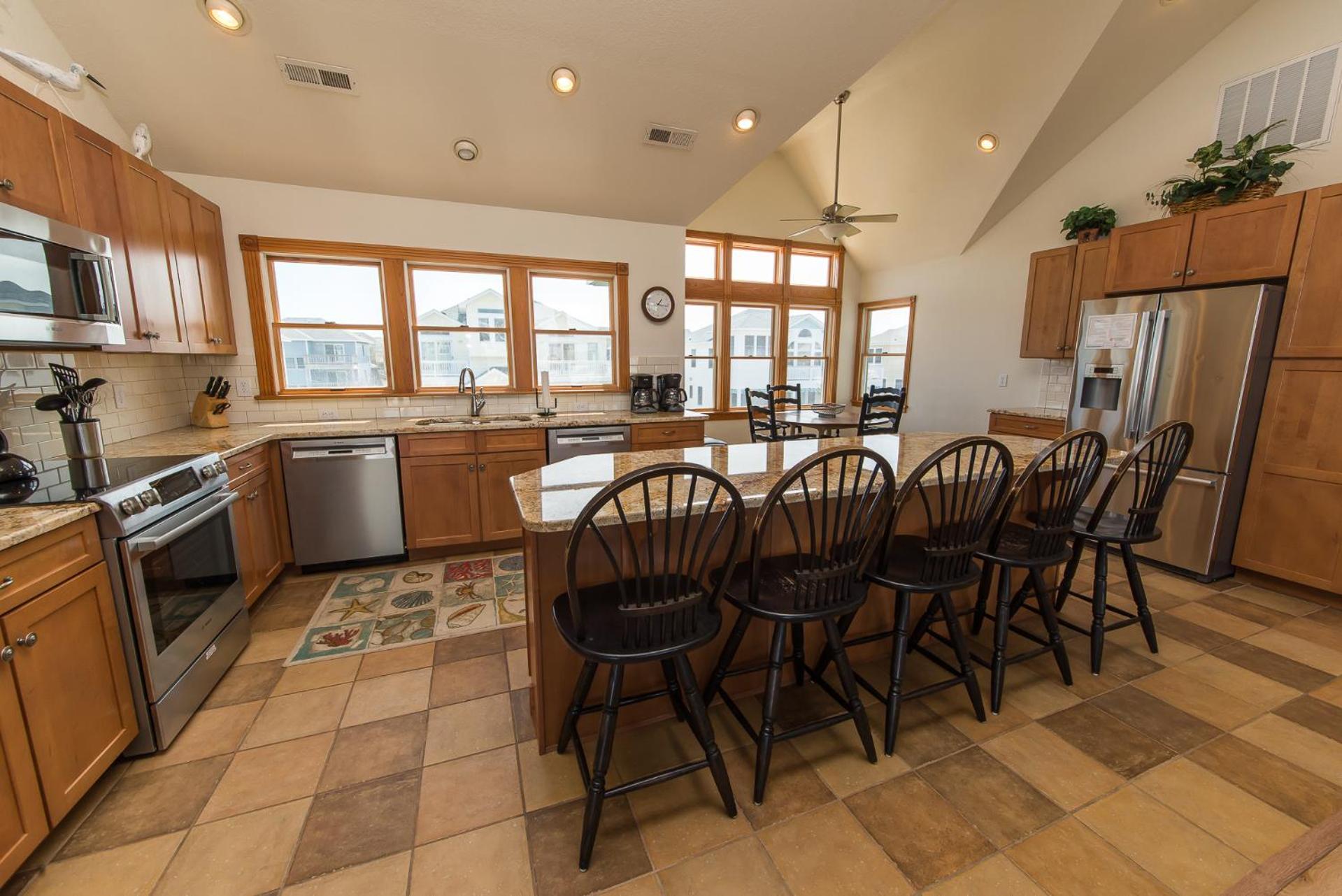 Carolina Getaway - Corolla, Ocean Sands, 150 Yds to Beach, Pool, Hot Tub, Pool Table, Arcade Game