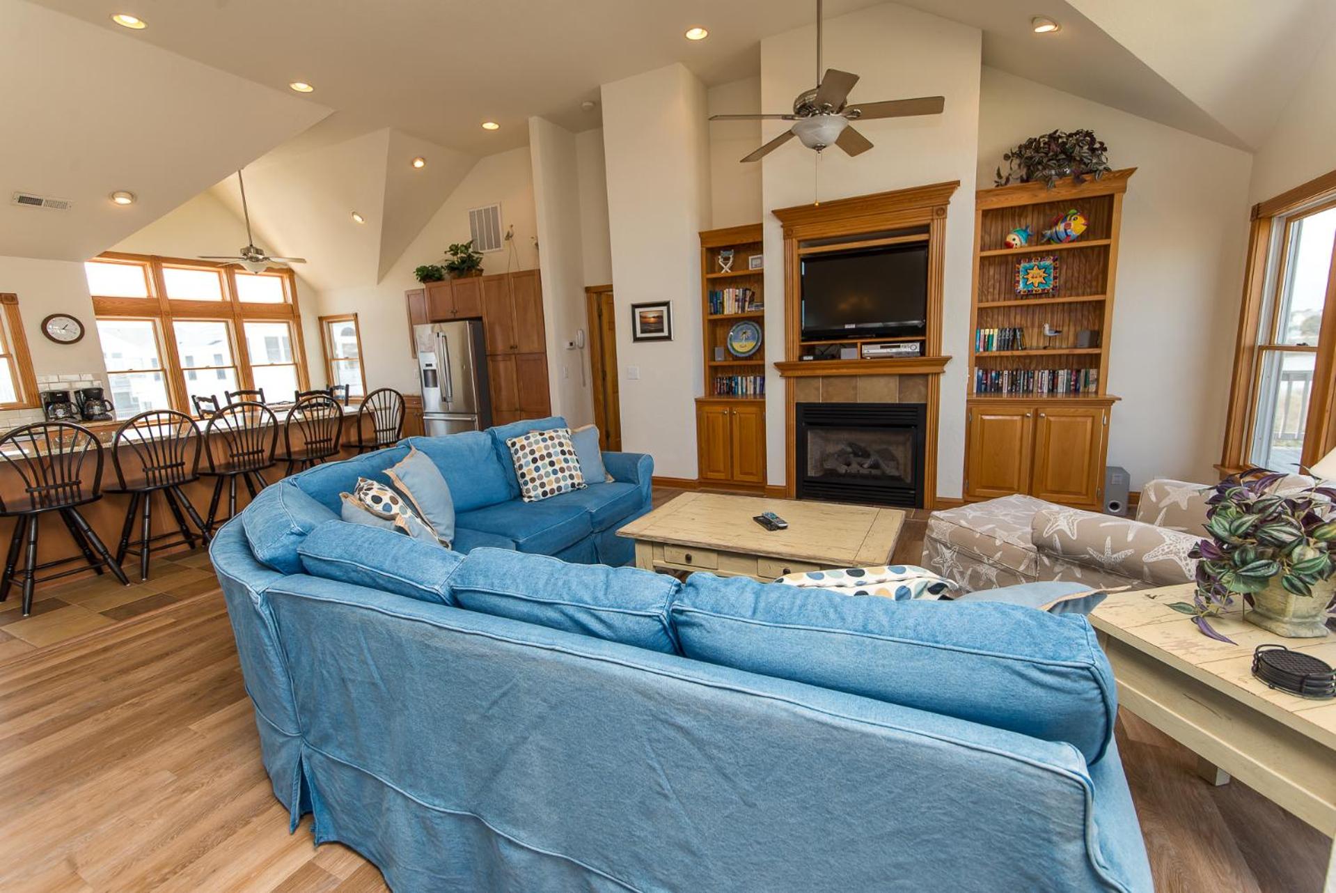 Carolina Getaway - Corolla, Ocean Sands, 150 Yds to Beach, Pool, Hot Tub, Pool Table, Arcade Game