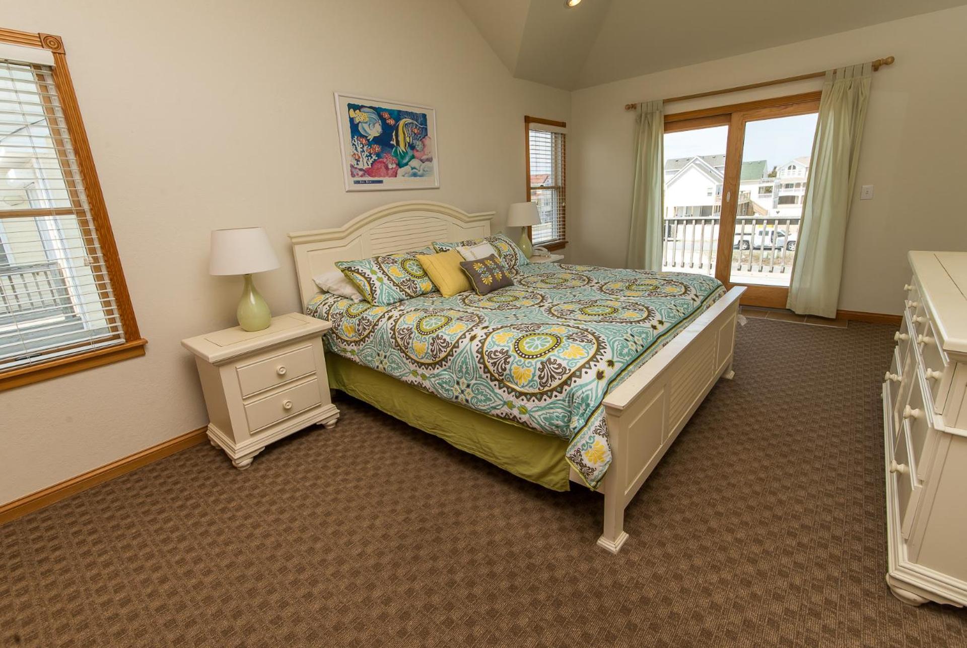 Carolina Getaway - Corolla, Ocean Sands, 150 Yds to Beach, Pool, Hot Tub, Pool Table, Arcade Game
