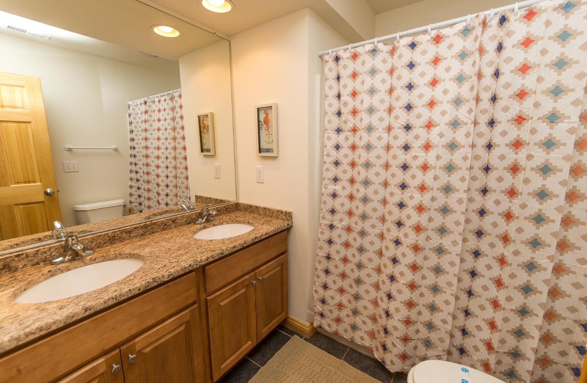 Carolina Getaway - Corolla, Ocean Sands, 150 Yds to Beach, Pool, Hot Tub, Pool Table, Arcade Game
