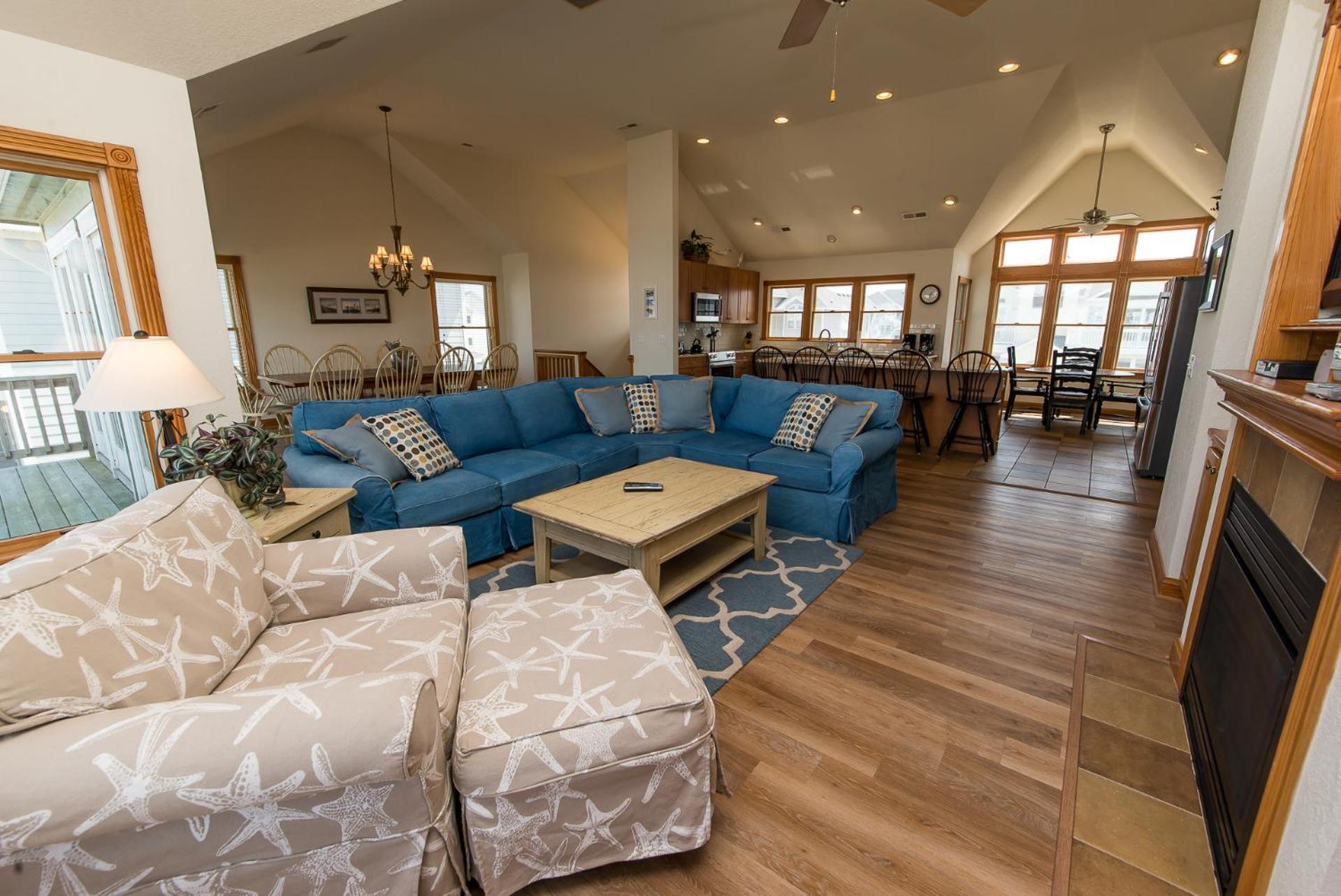 Carolina Getaway - Corolla, Ocean Sands, 150 Yds to Beach, Pool, Hot Tub, Pool Table, Arcade Game