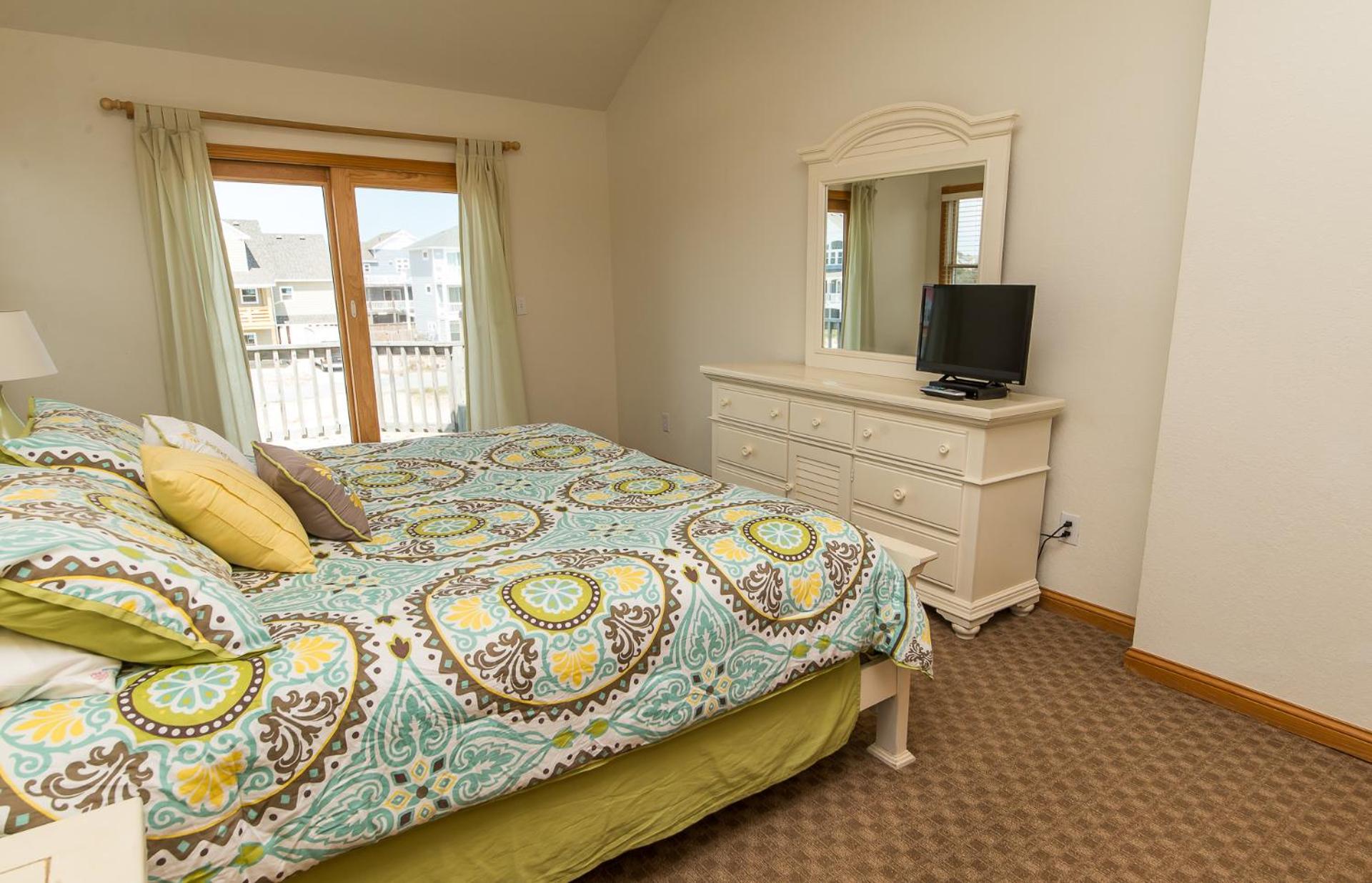 Carolina Getaway - Corolla, Ocean Sands, 150 Yds to Beach, Pool, Hot Tub, Pool Table, Arcade Game