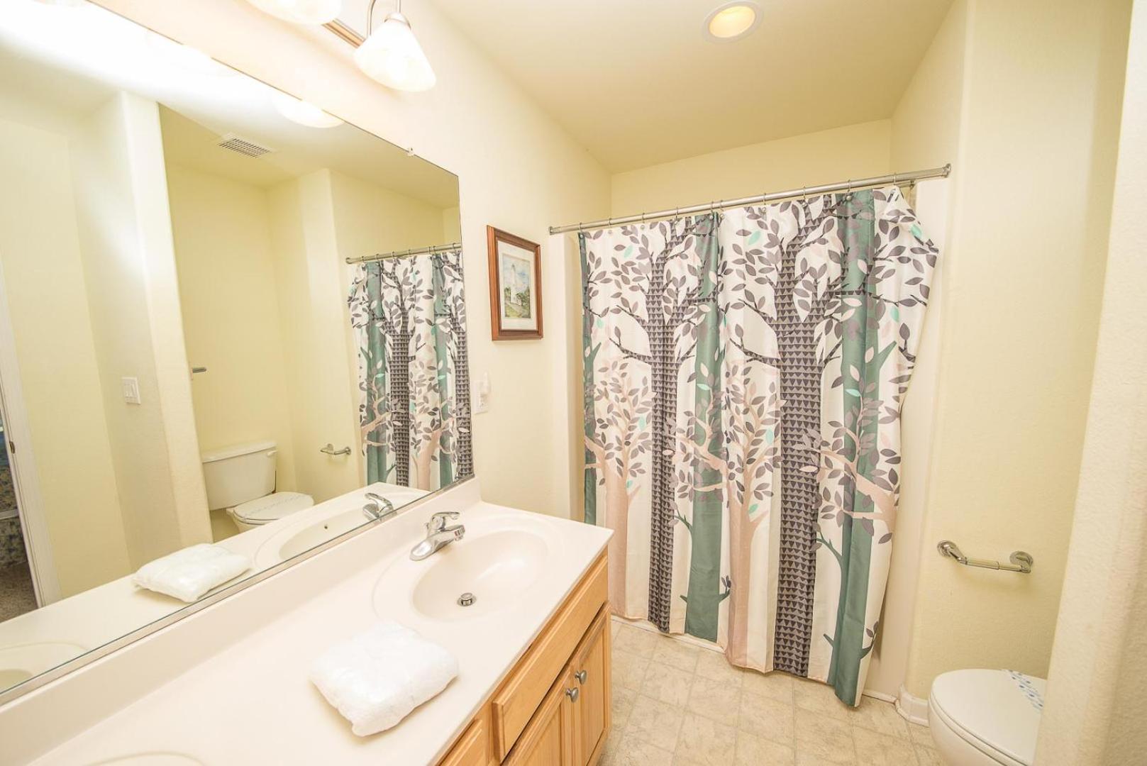 Funtiki - S Nags Head MP 17.5, Semi-Oceanfront, 150 Yds to Beach, Pool, Hot Tub, Pool Table, Pets OK