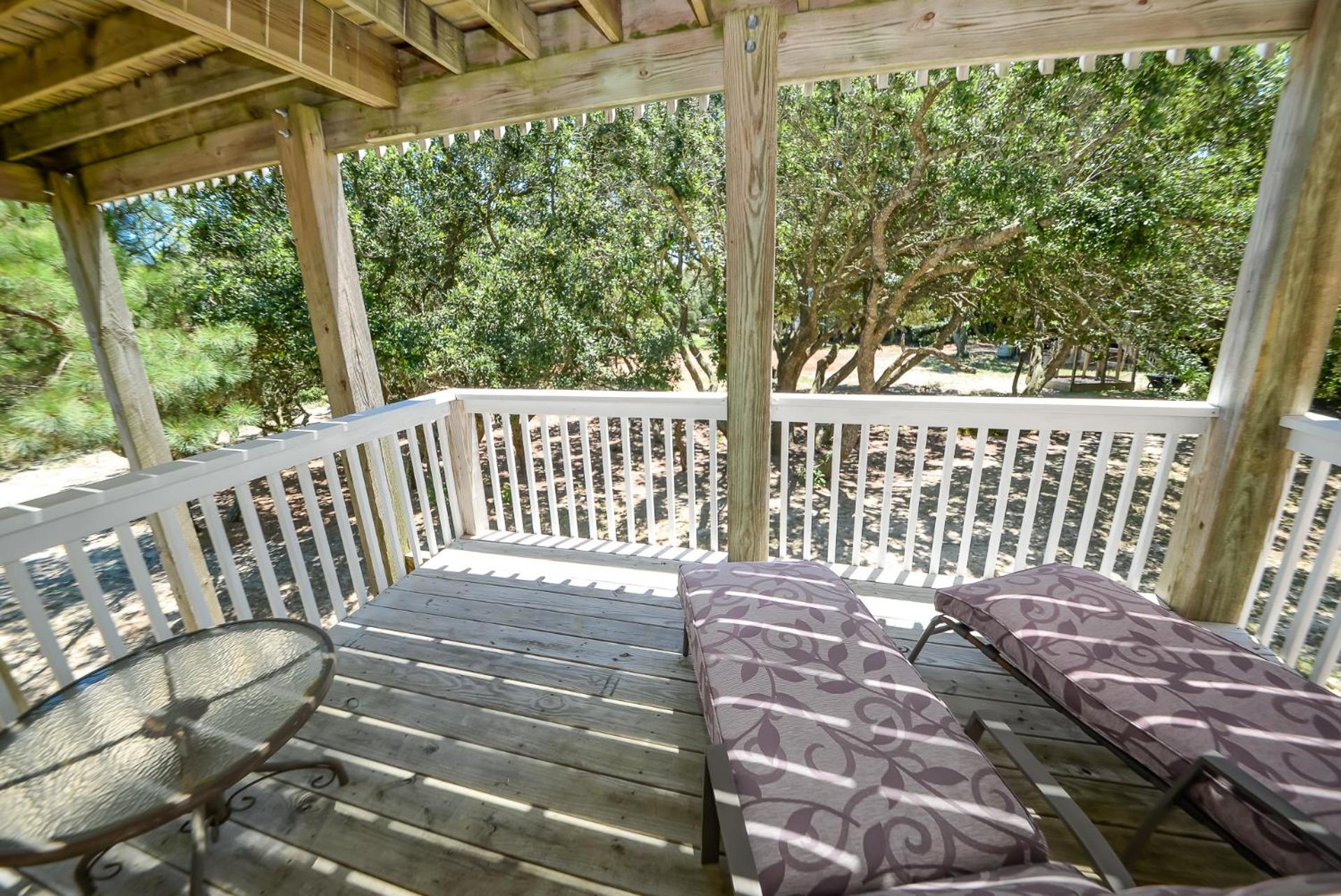 Carolina Breeze - Southern Shores, Chickahauk, 200 Yards to the Beach, Flex Stays, Private Decks