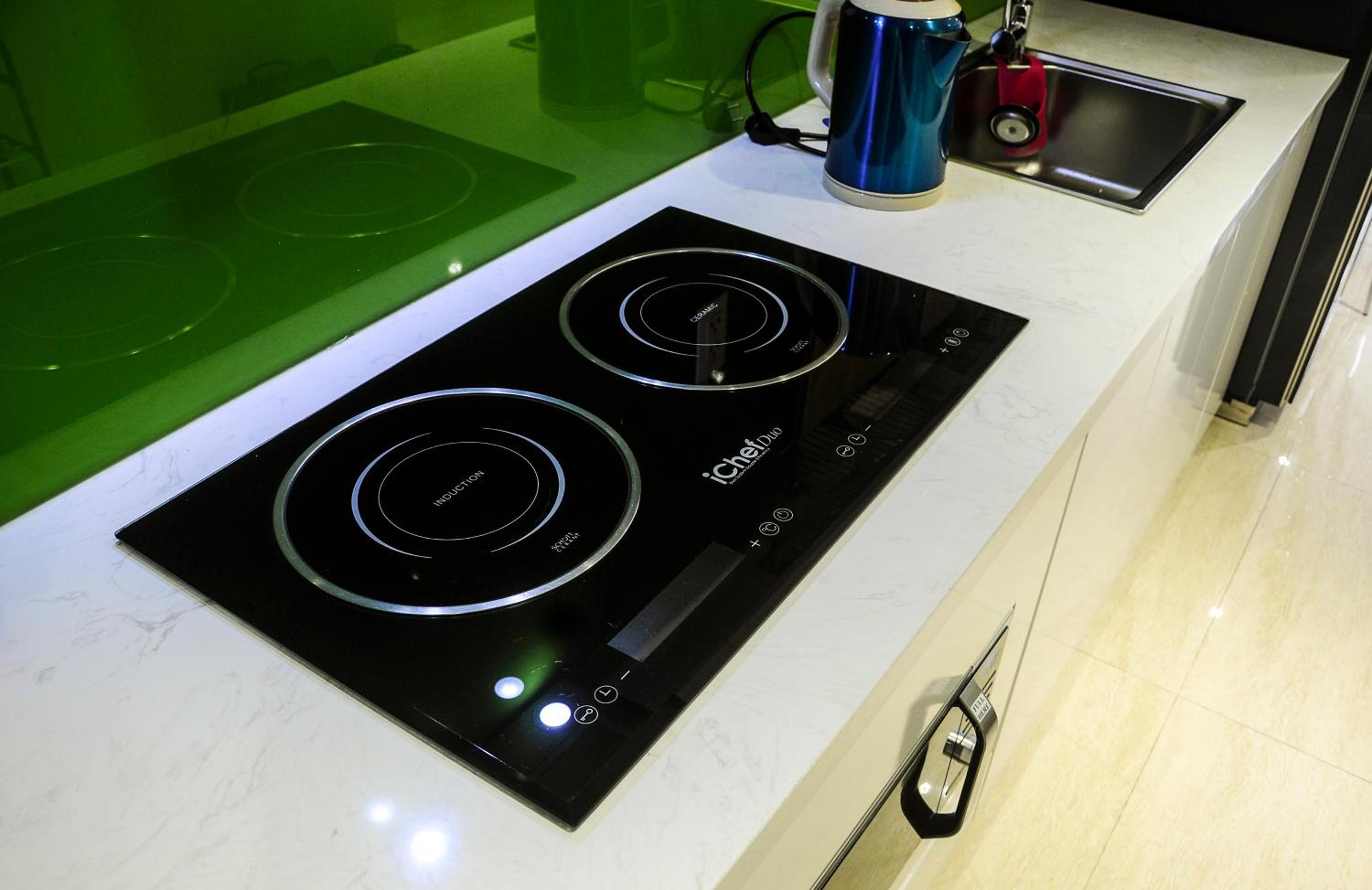 Sunny Serviced Apartment