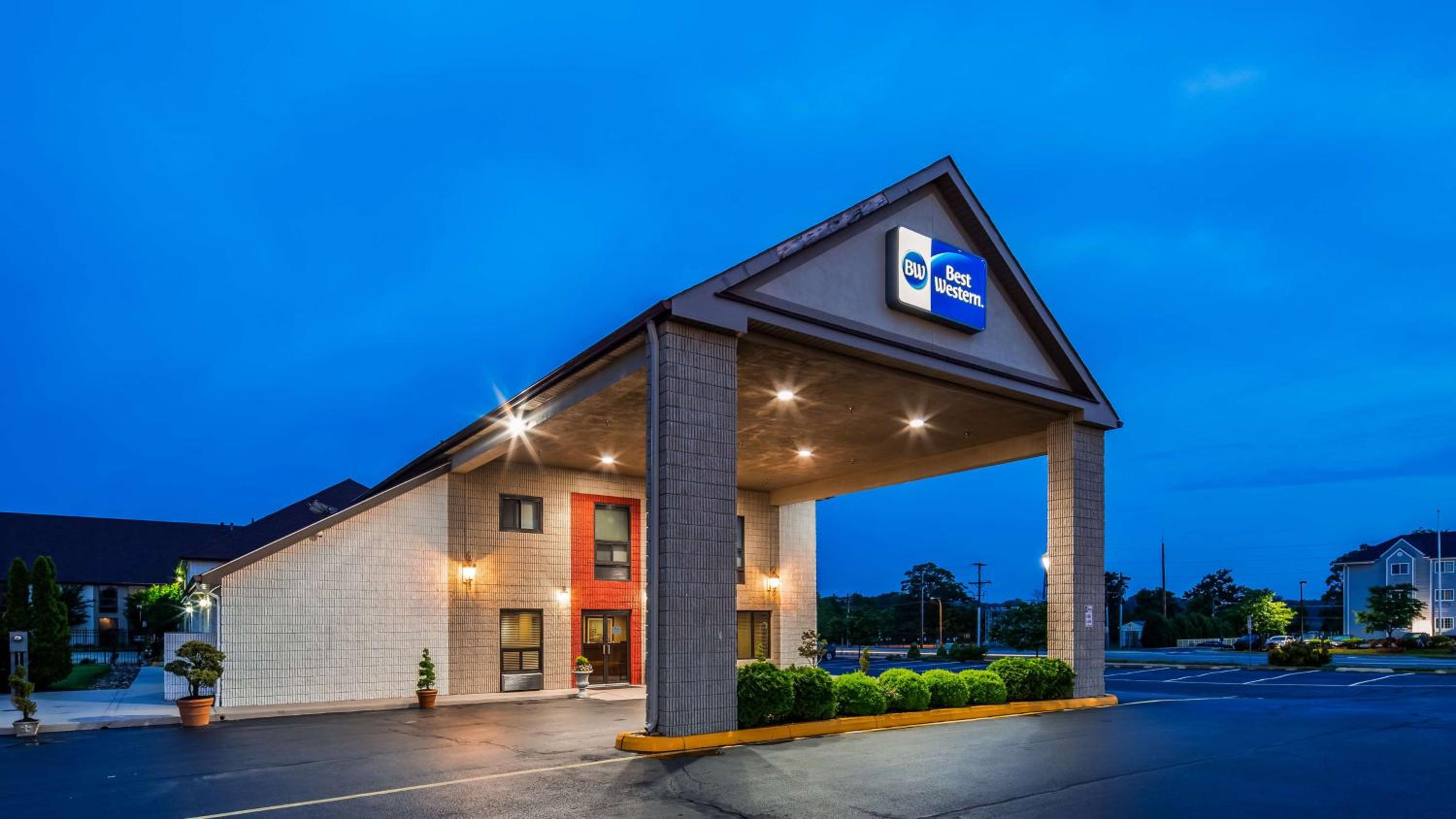 Dover Vacations - Best Western Galaxy Inn - Property Image 1