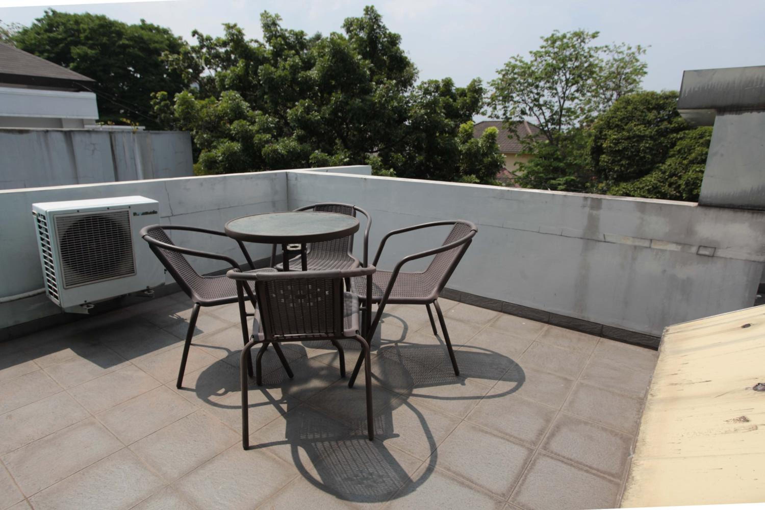 LeGreen Suite Tebet